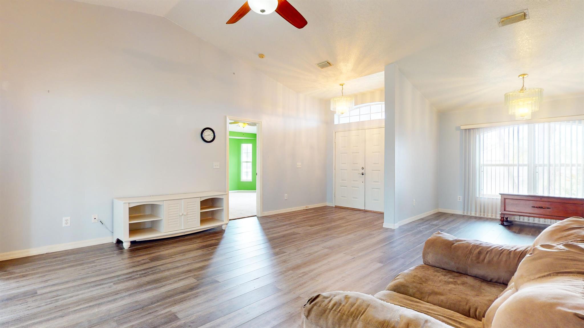 129 Larchmont Terrace
