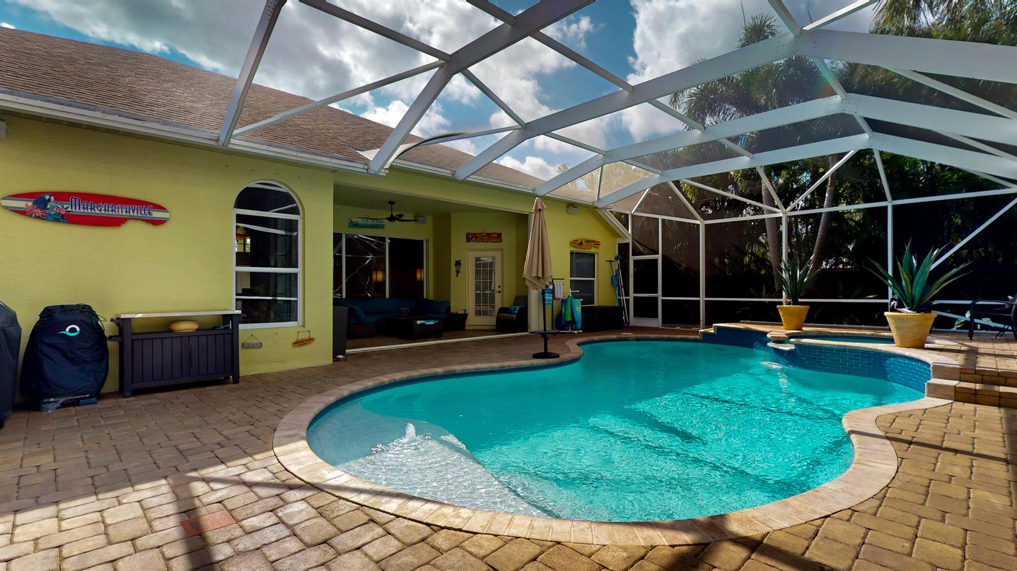 463 SW Ryder Road