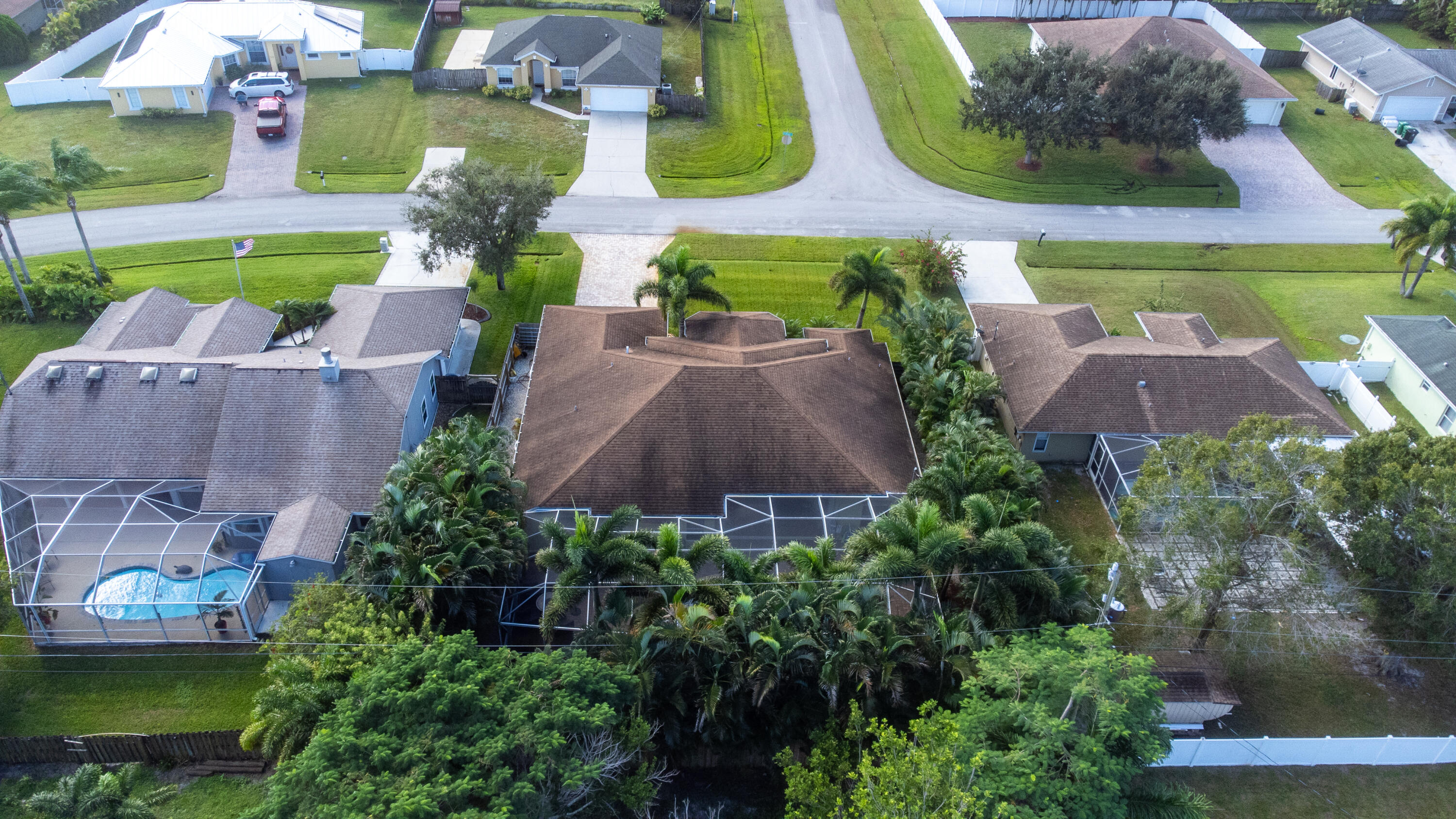 463 SW Ryder Road