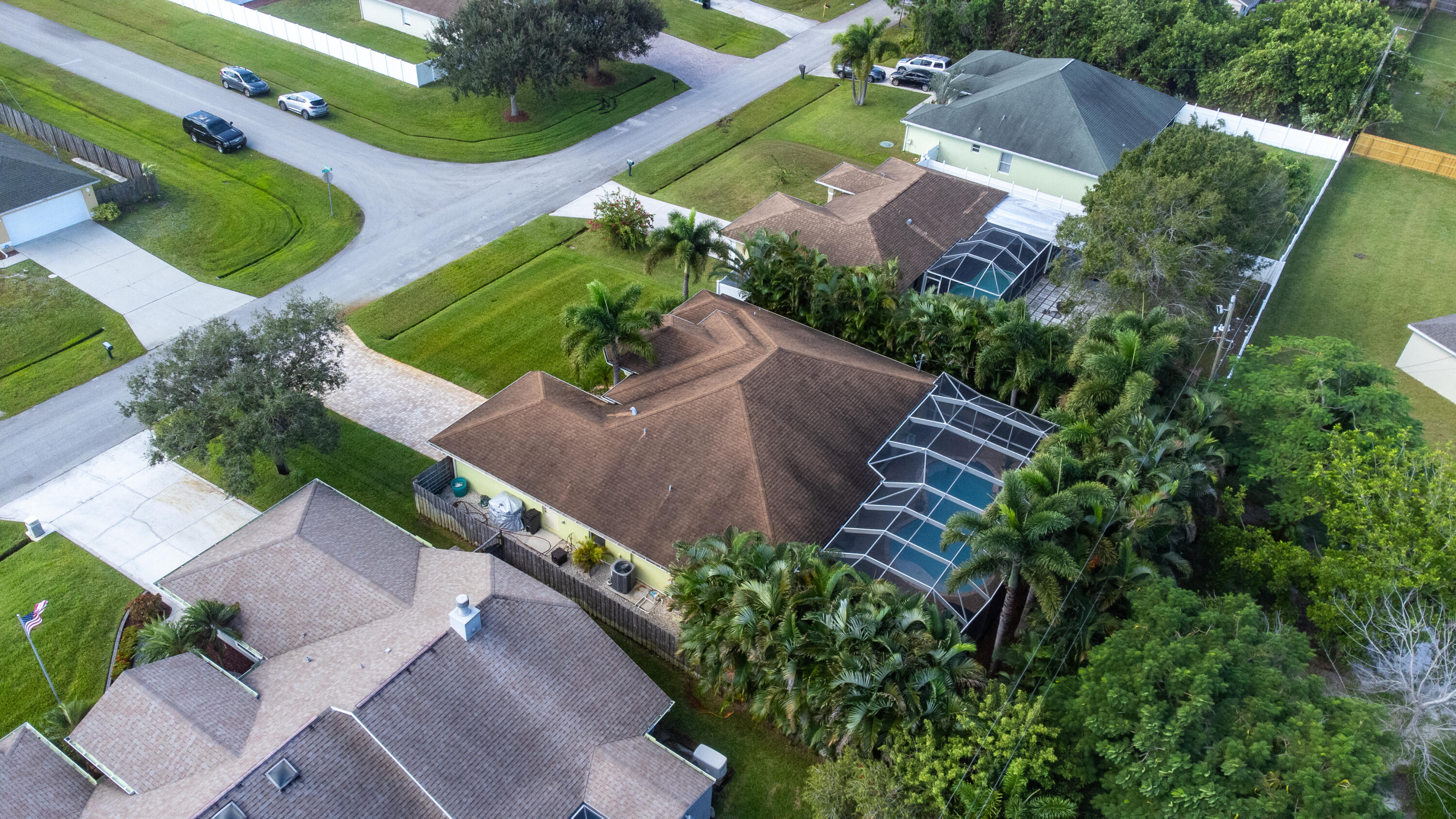 463 SW Ryder Road