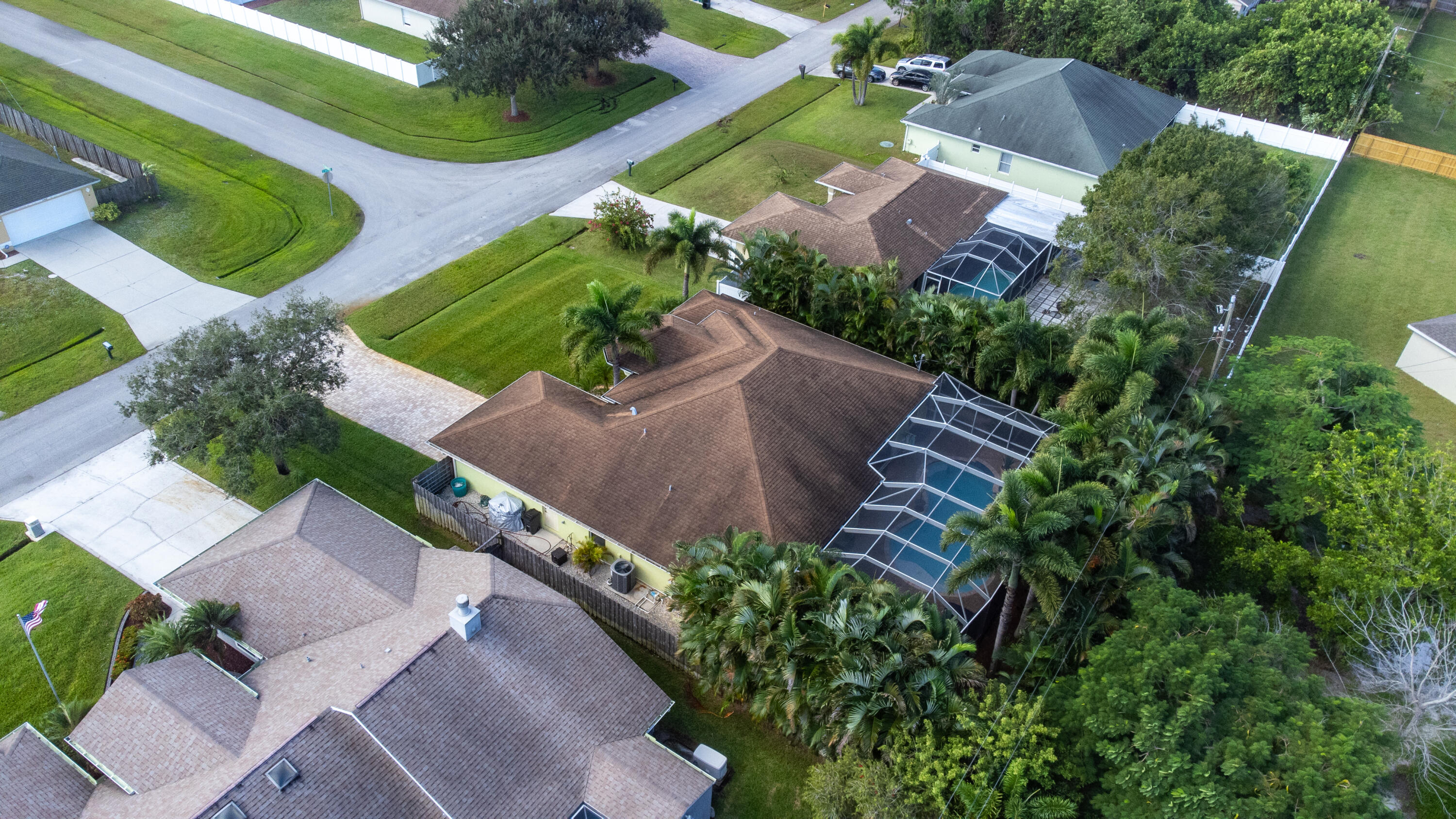 463 SW Ryder Road