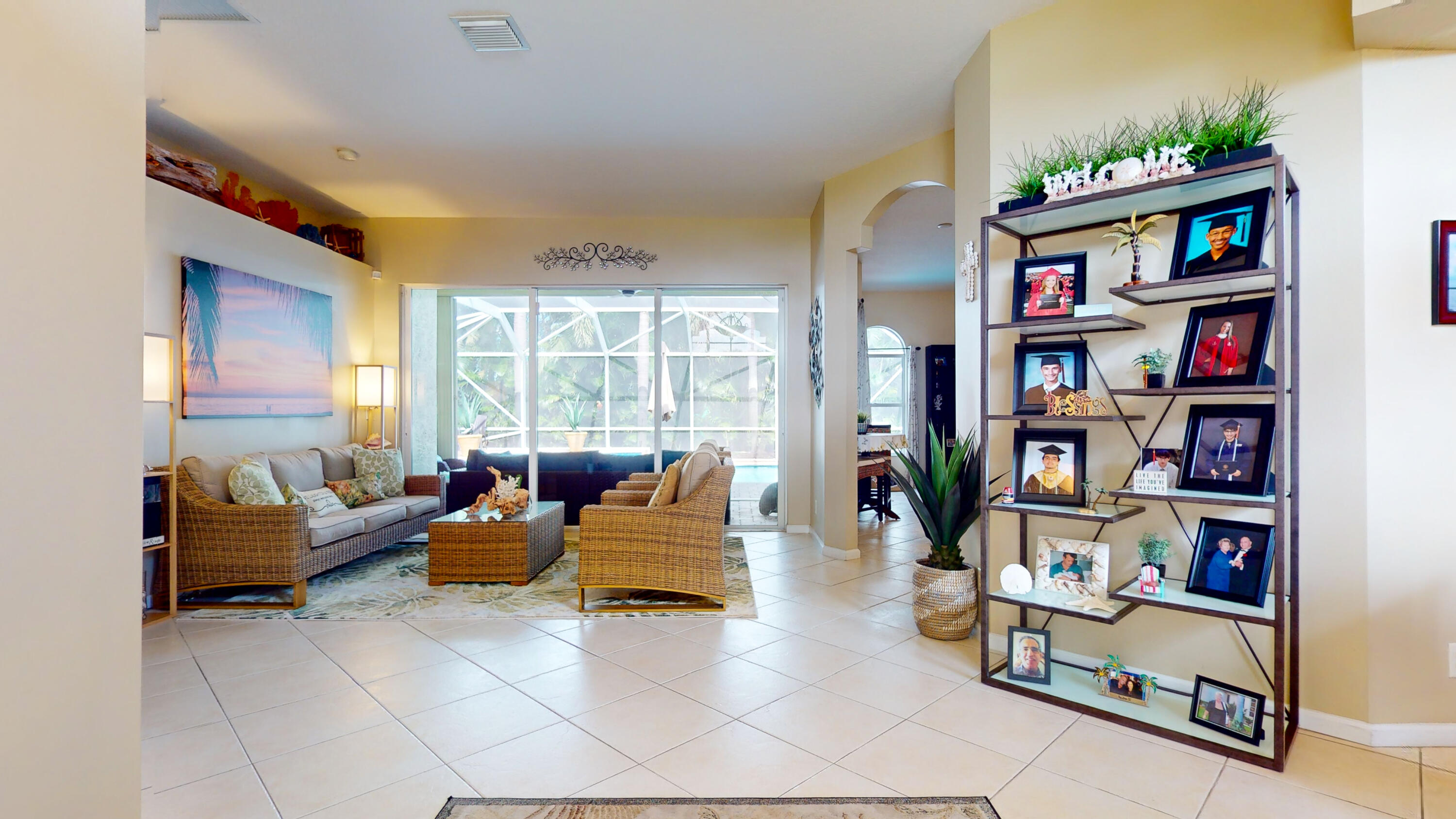 463 SW Ryder Road