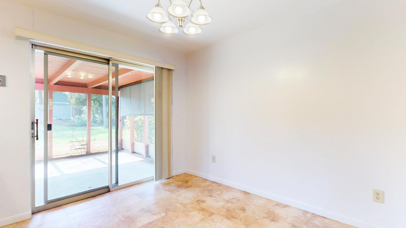 7507 James Road