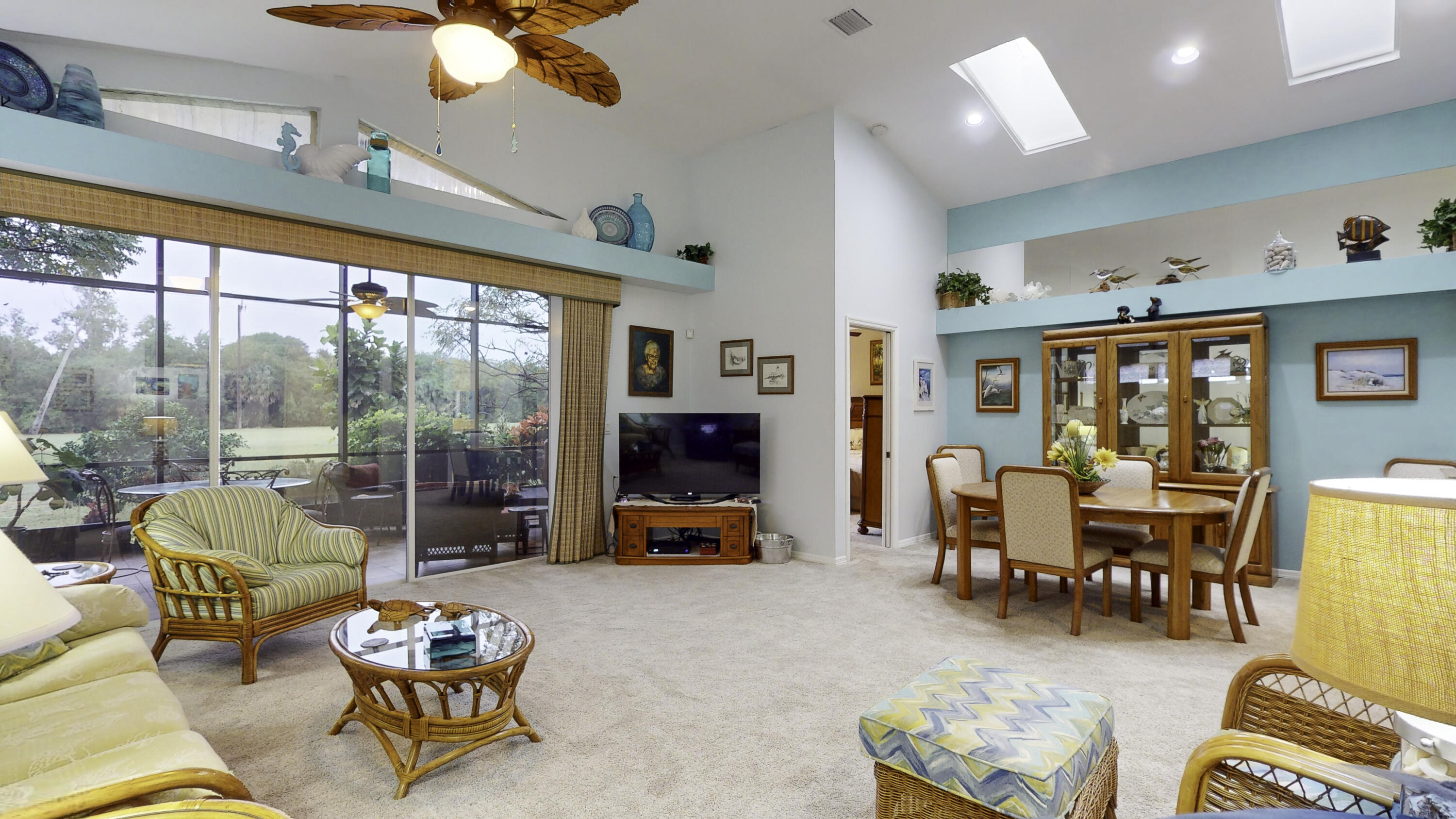 7147 SE Quincy Terrace