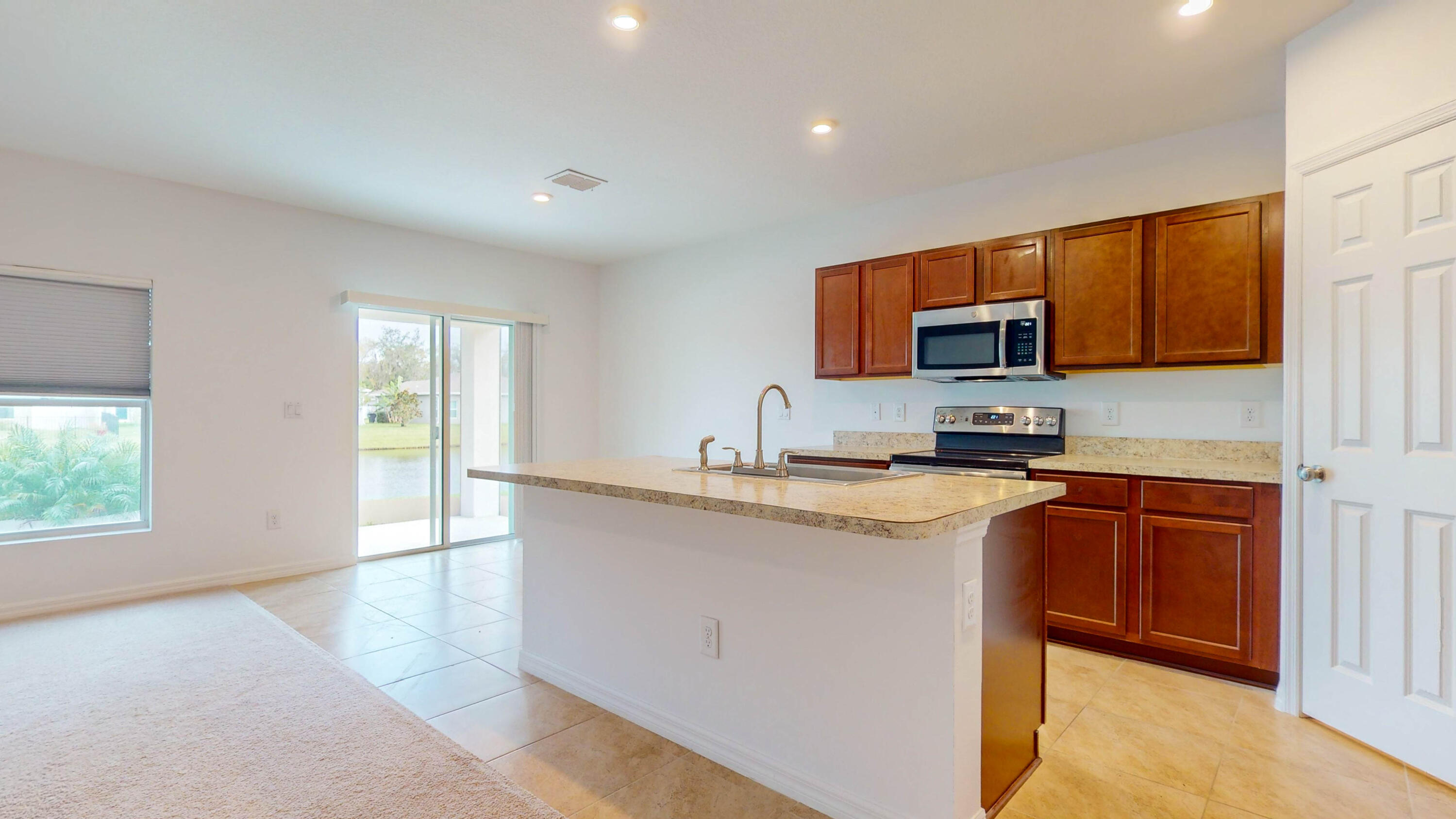 5365 Oakland Lake Circle