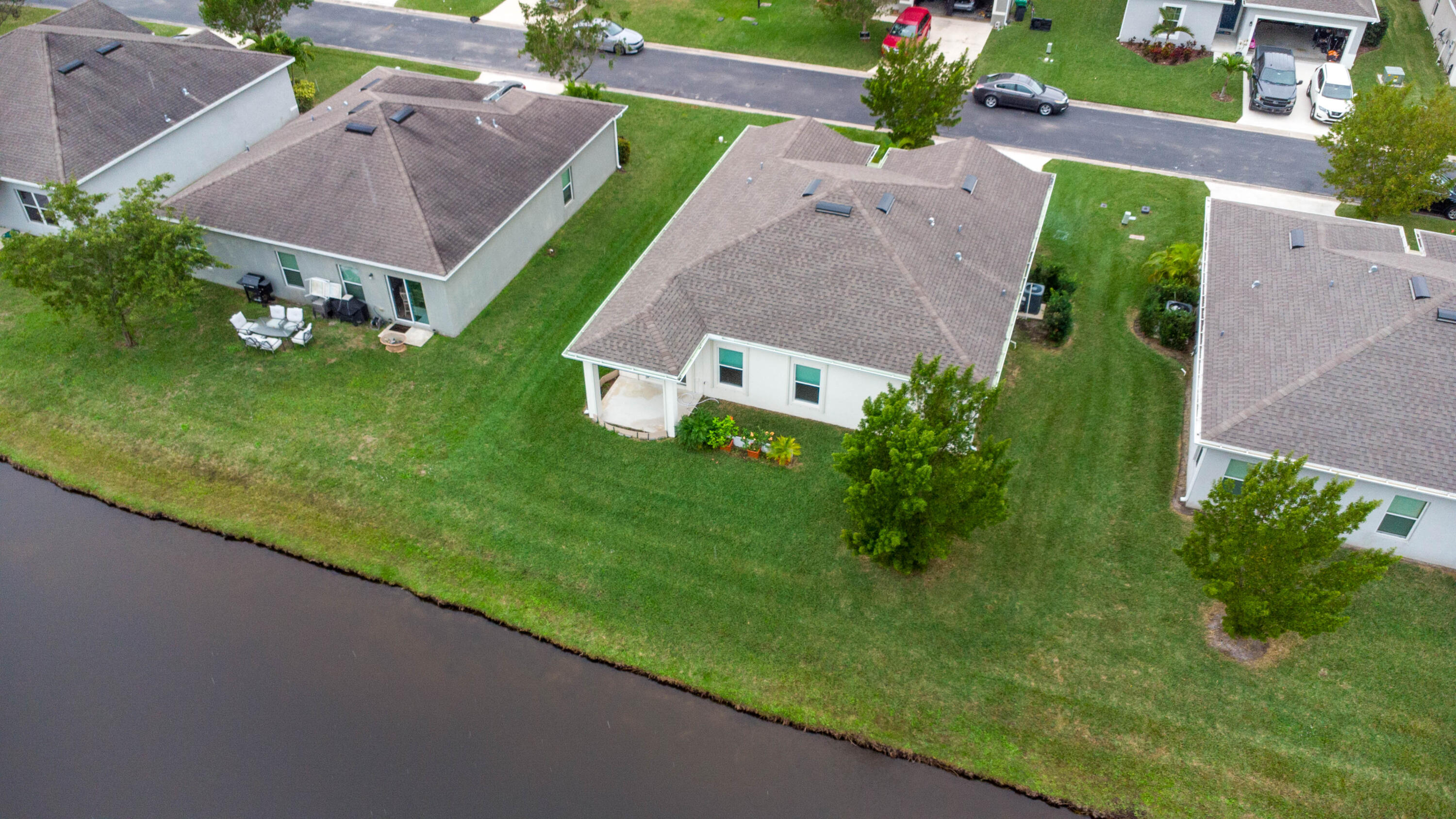 5365 Oakland Lake Circle