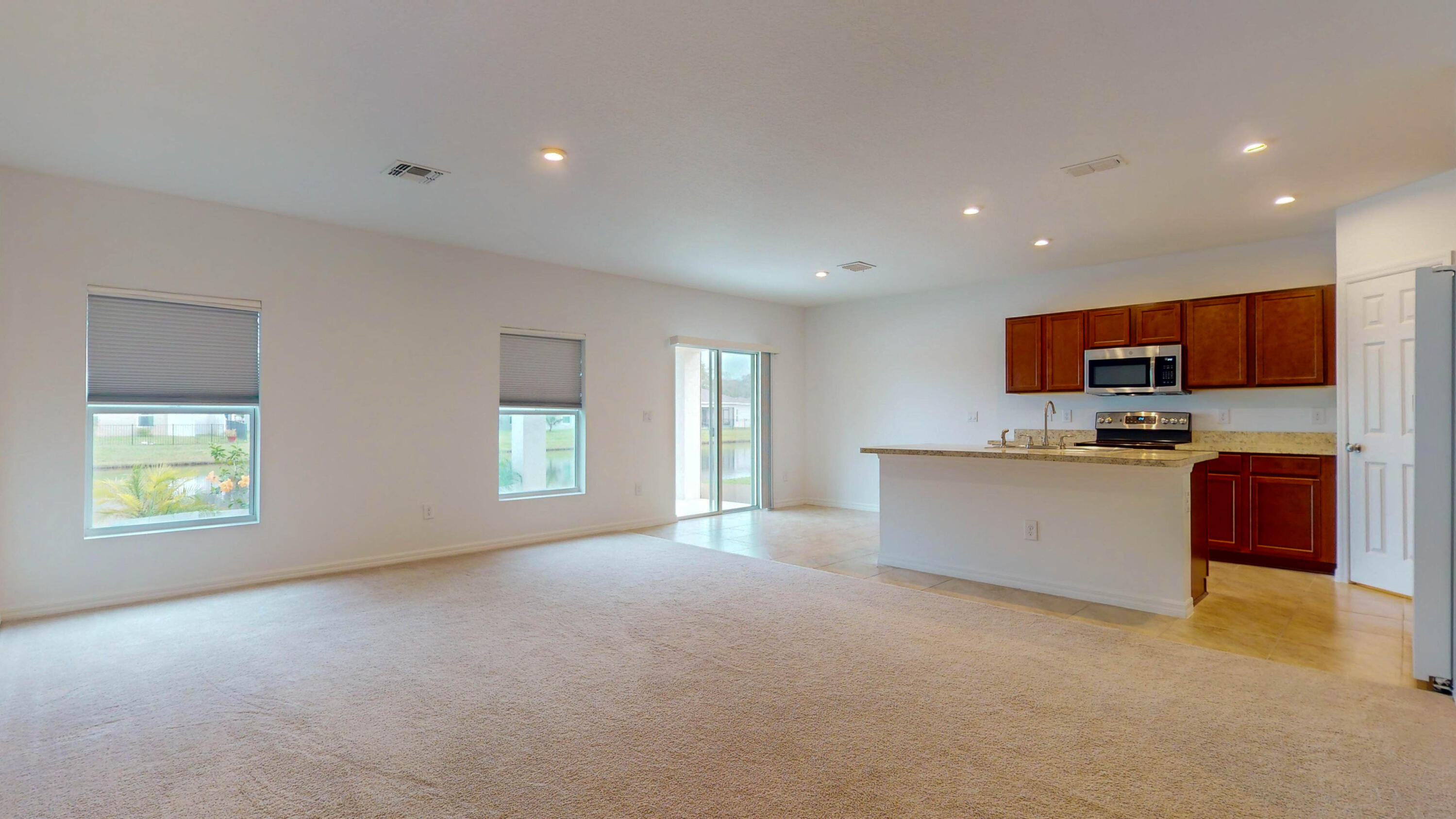 5365 Oakland Lake Circle