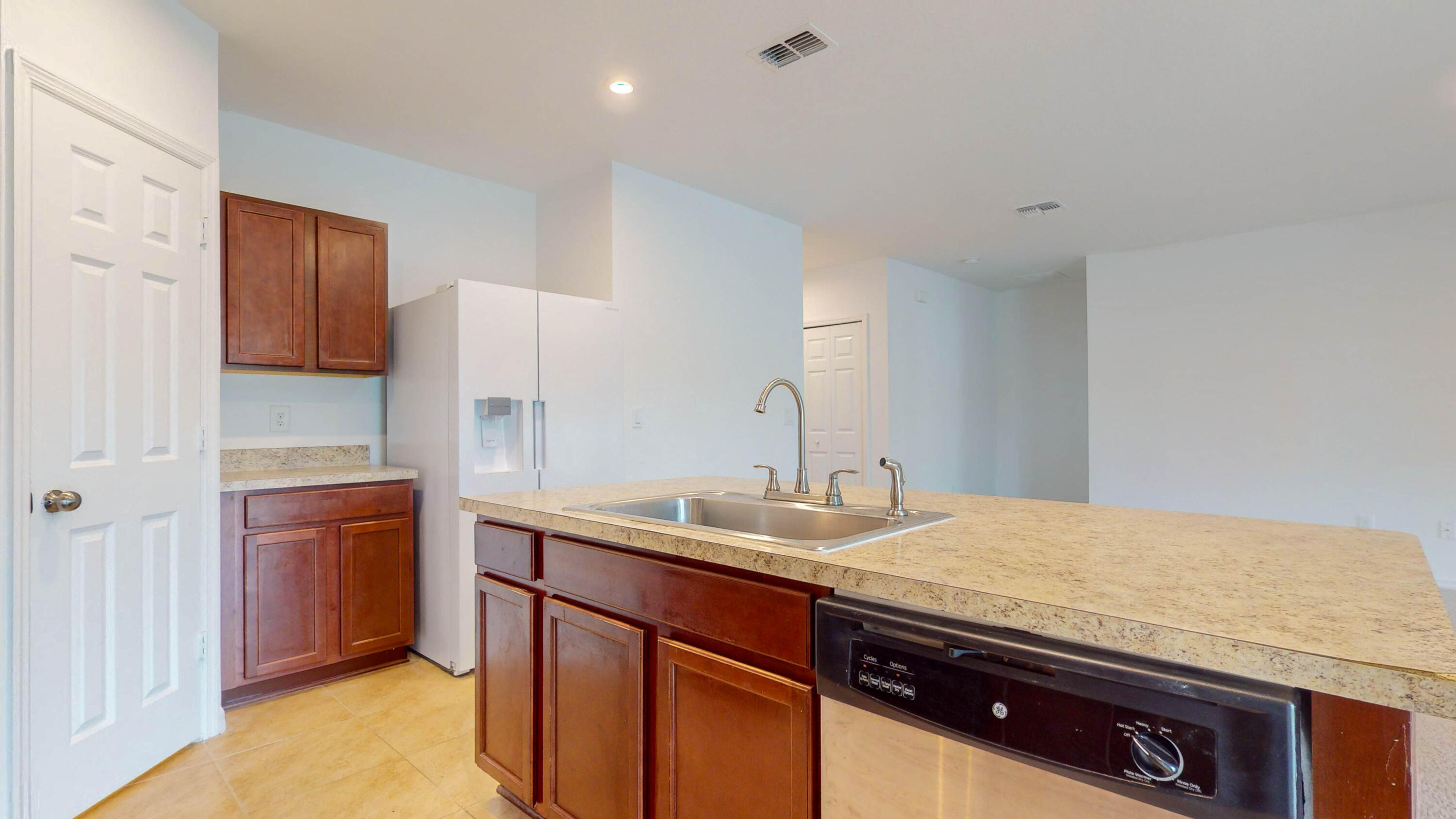 5365 Oakland Lake Circle