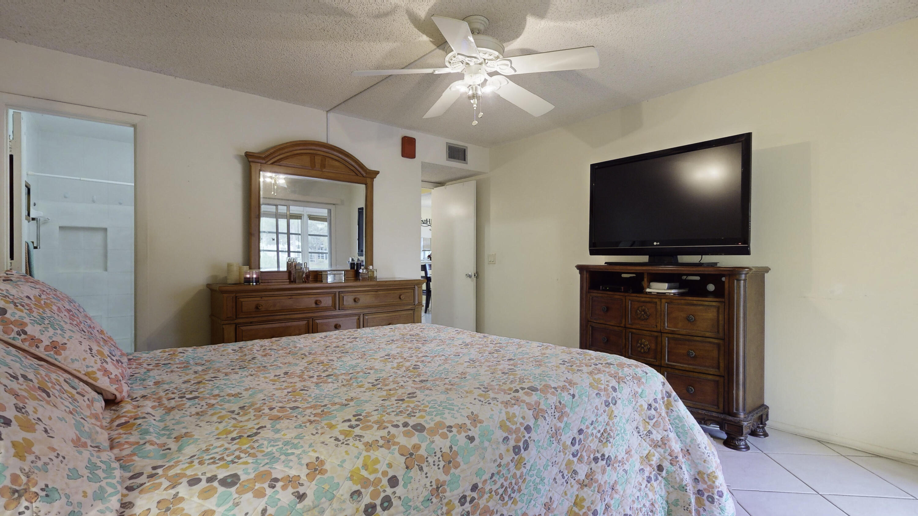 5 Lake Vista Trail 102