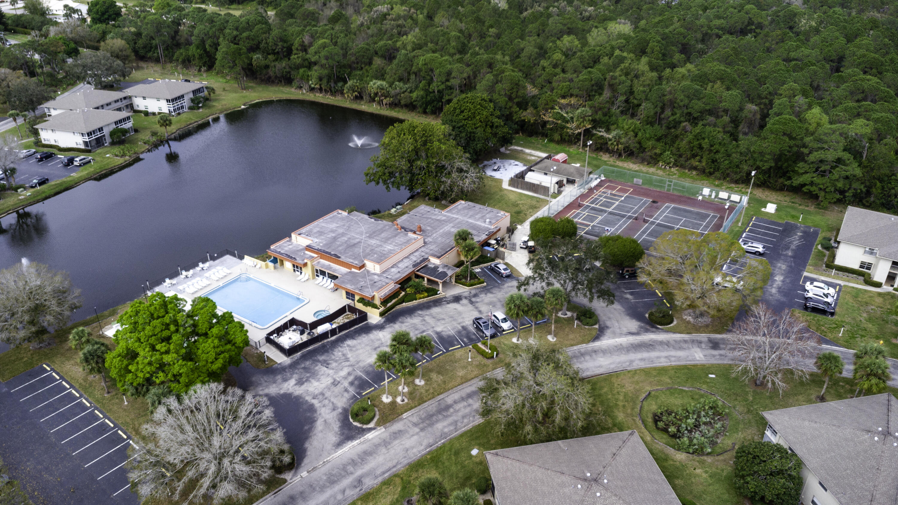 5 Lake Vista Trail 102