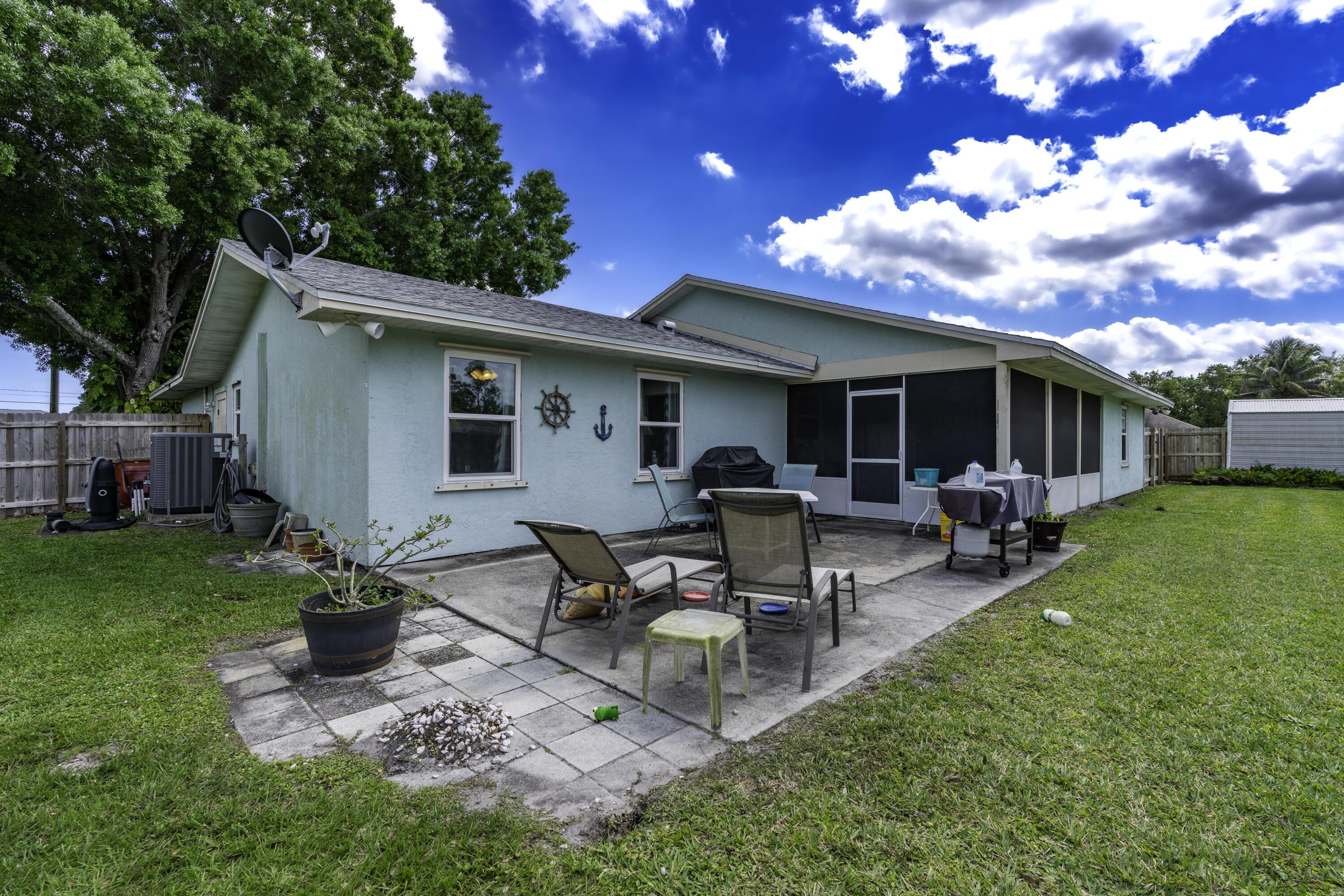 1968 SW Aladdin Street