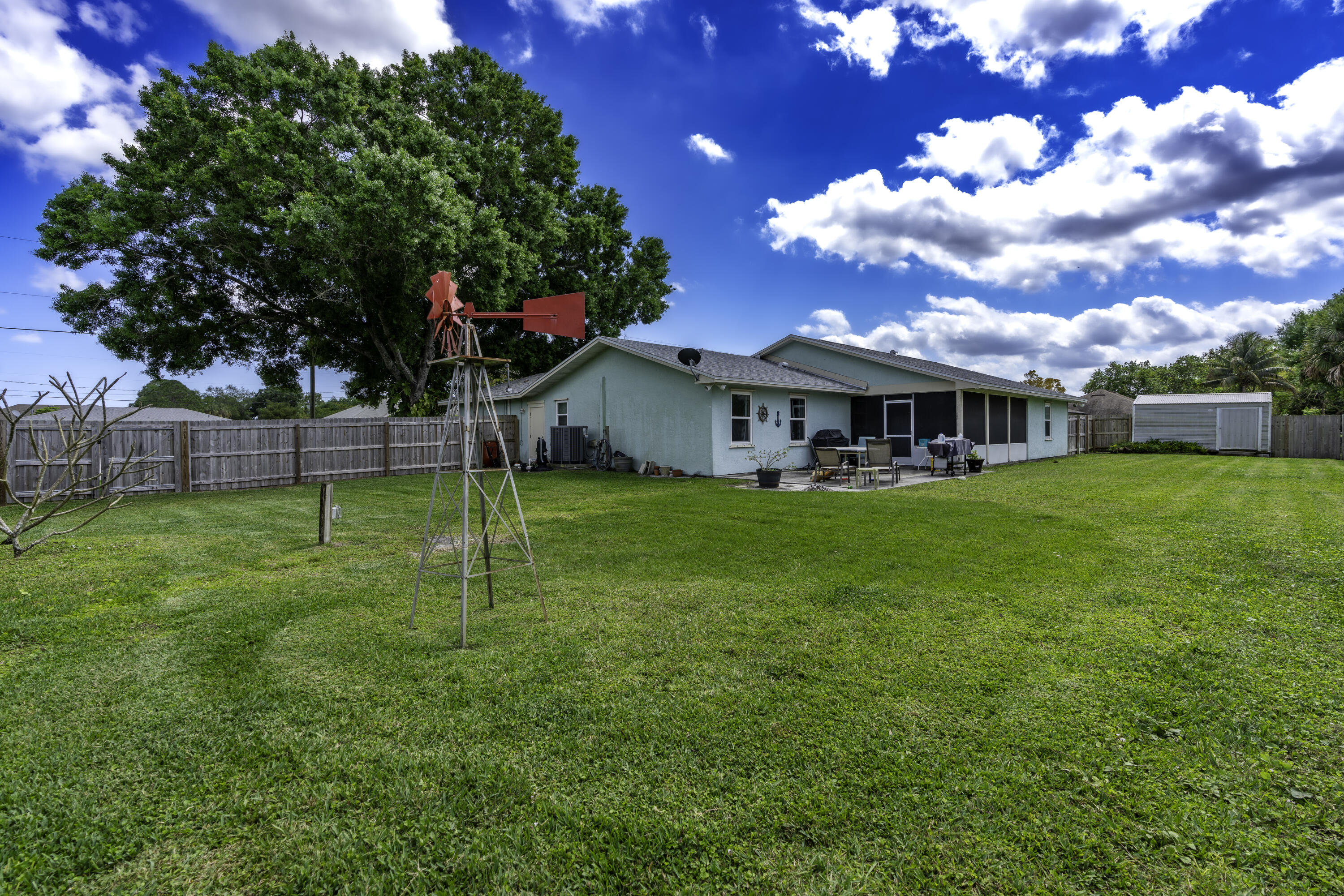1968 SW Aladdin Street