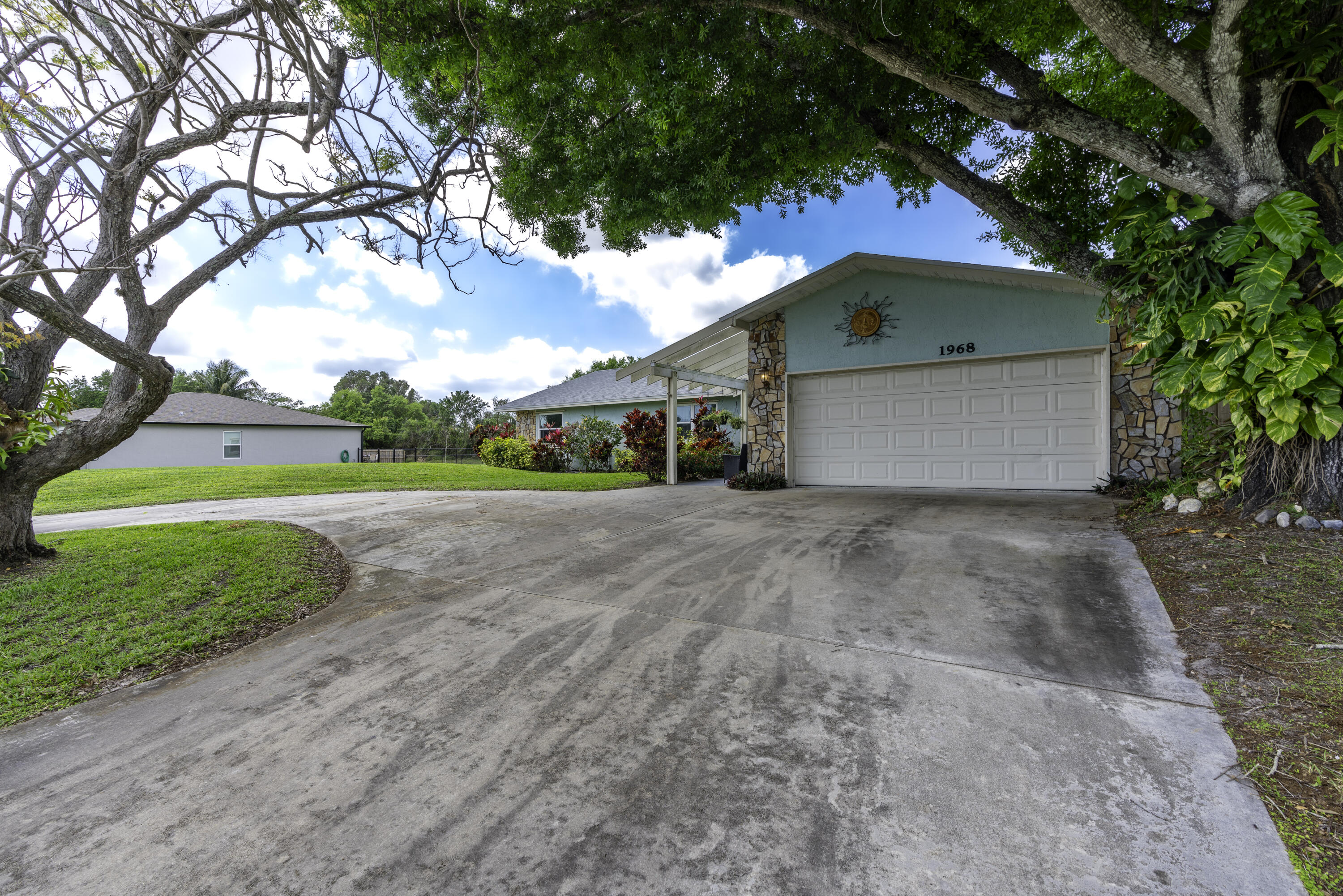 1968 SW Aladdin Street