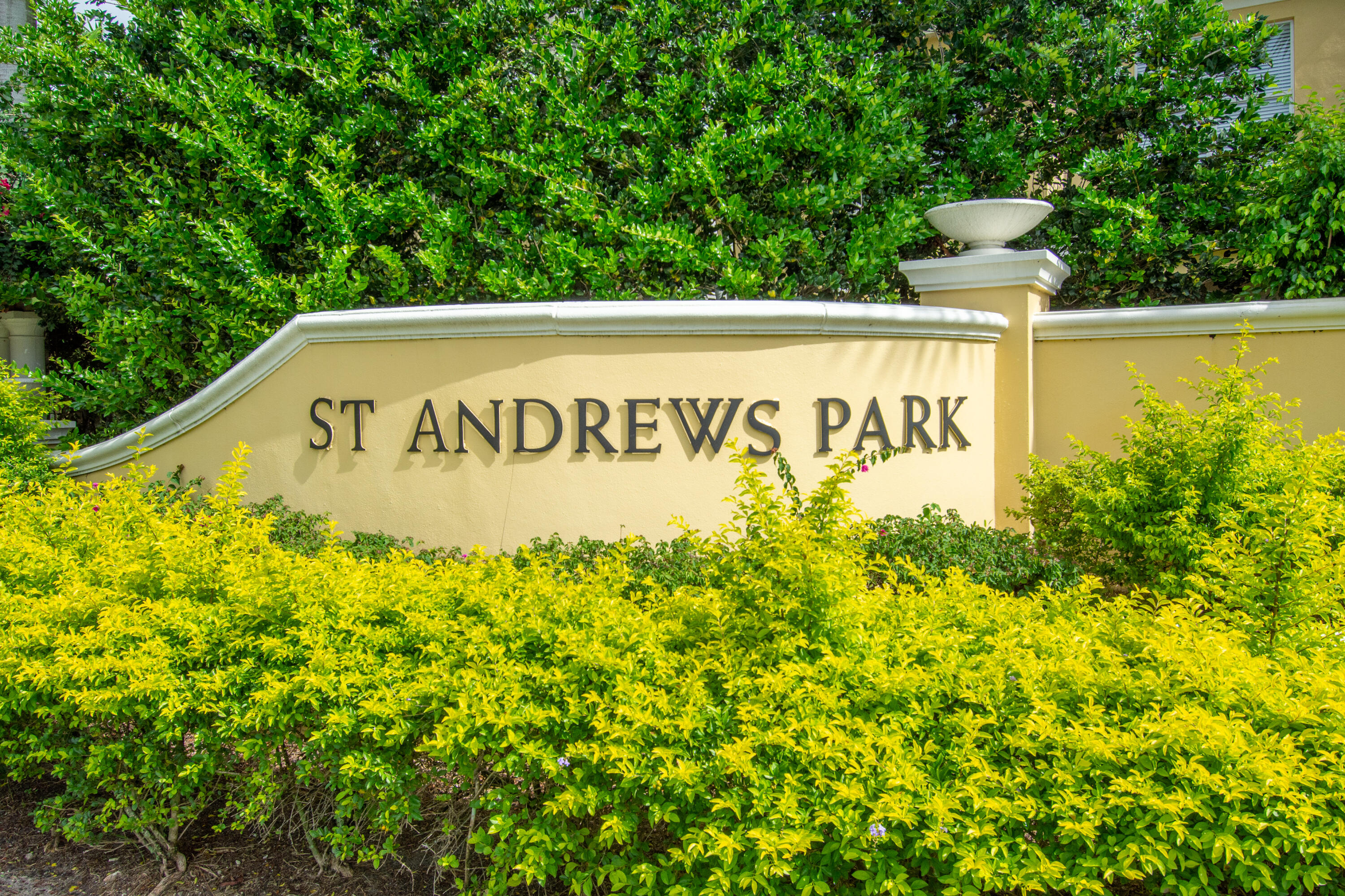 6152 NW Argyll Lane