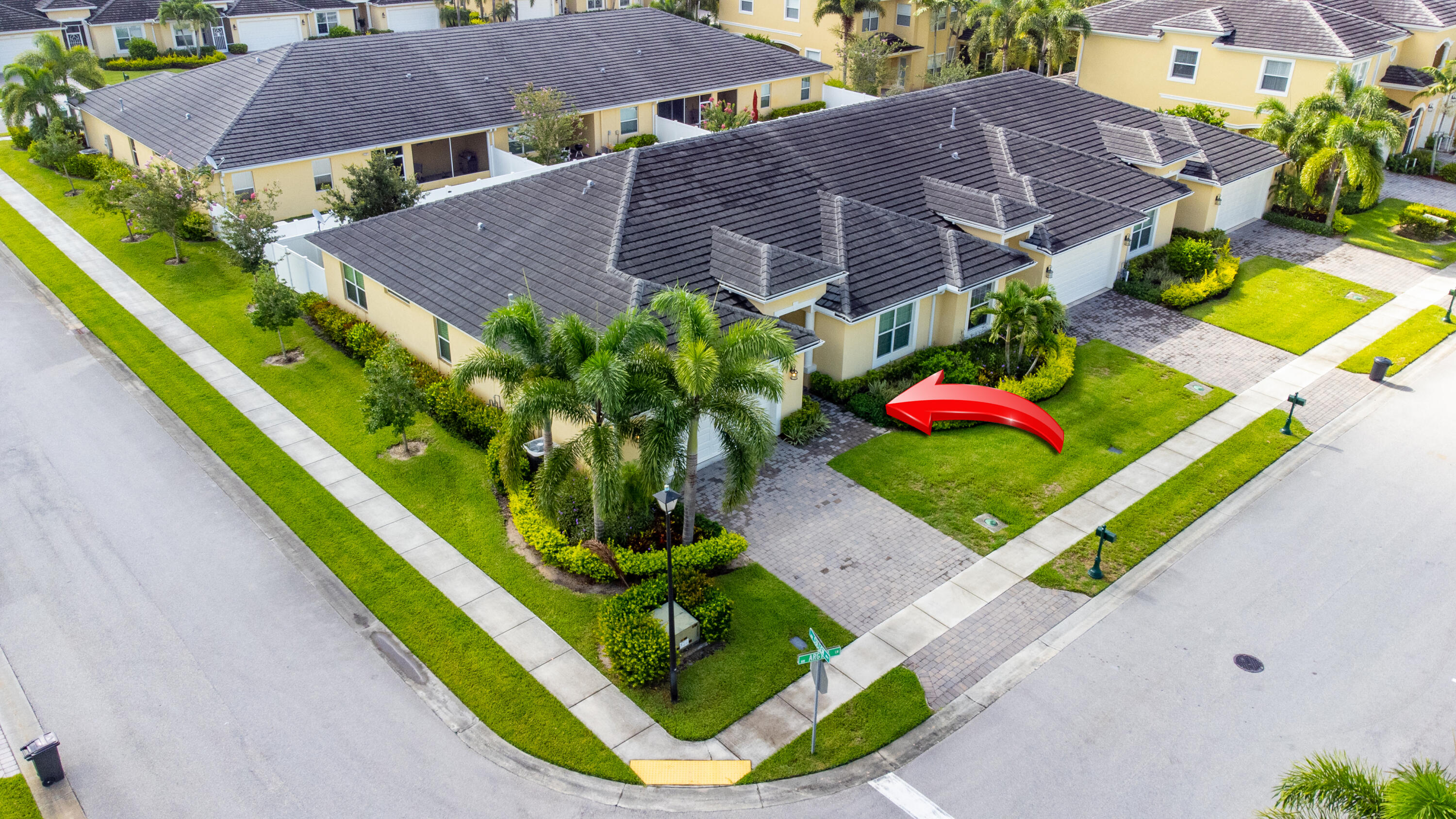 6152 NW Argyll Lane