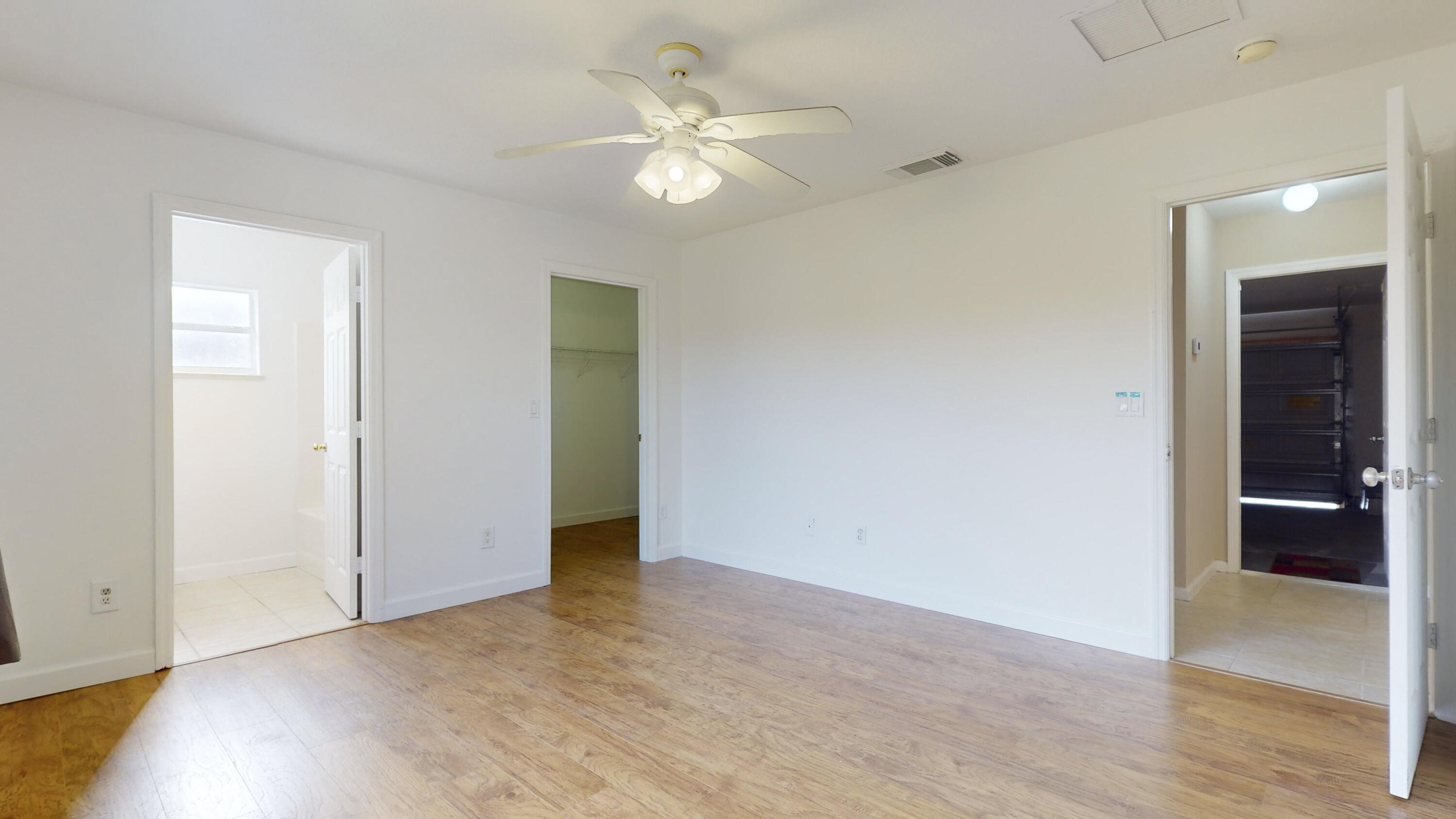 1866 SE Mandrake Circle