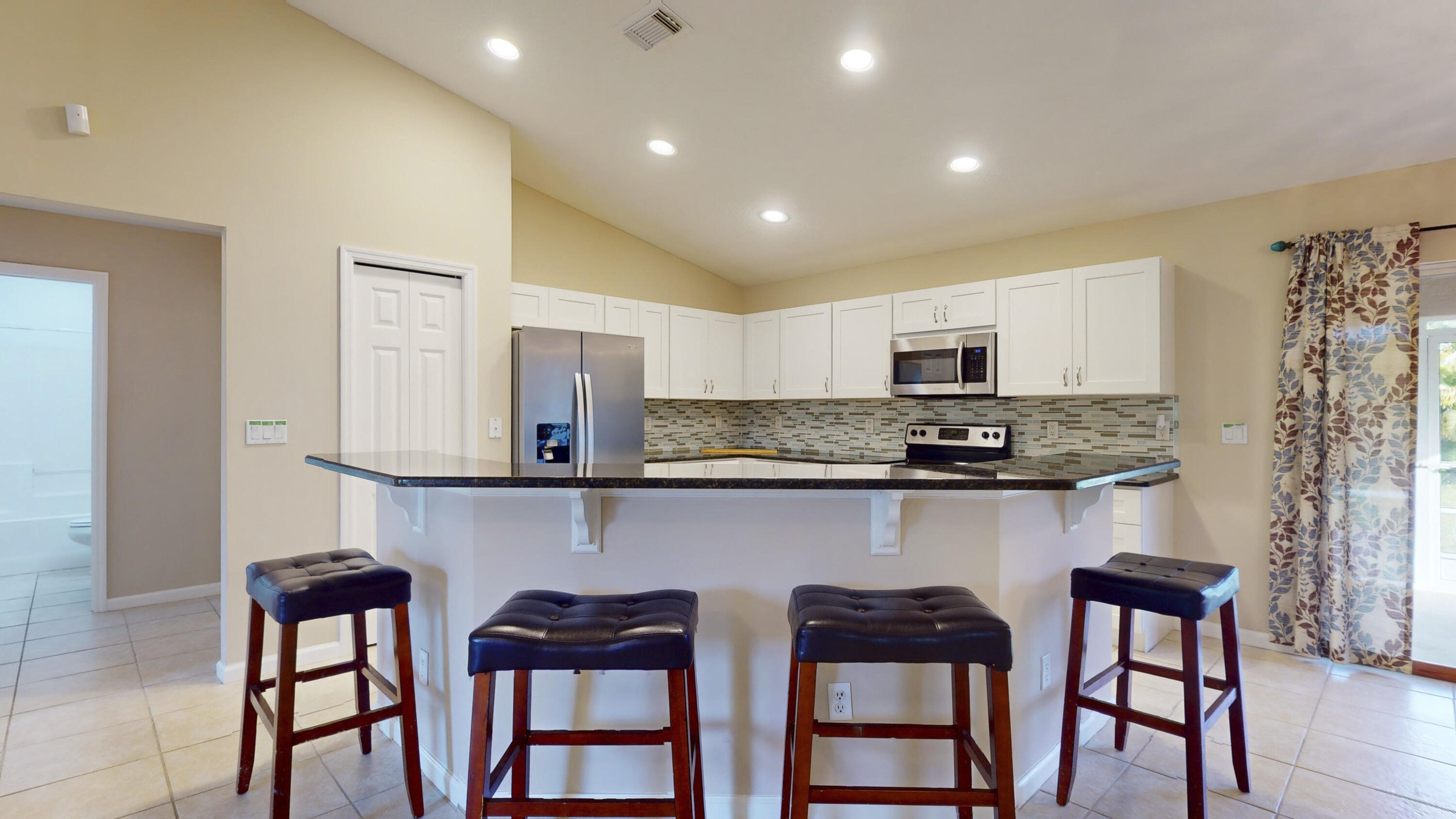 1866 SE Mandrake Circle