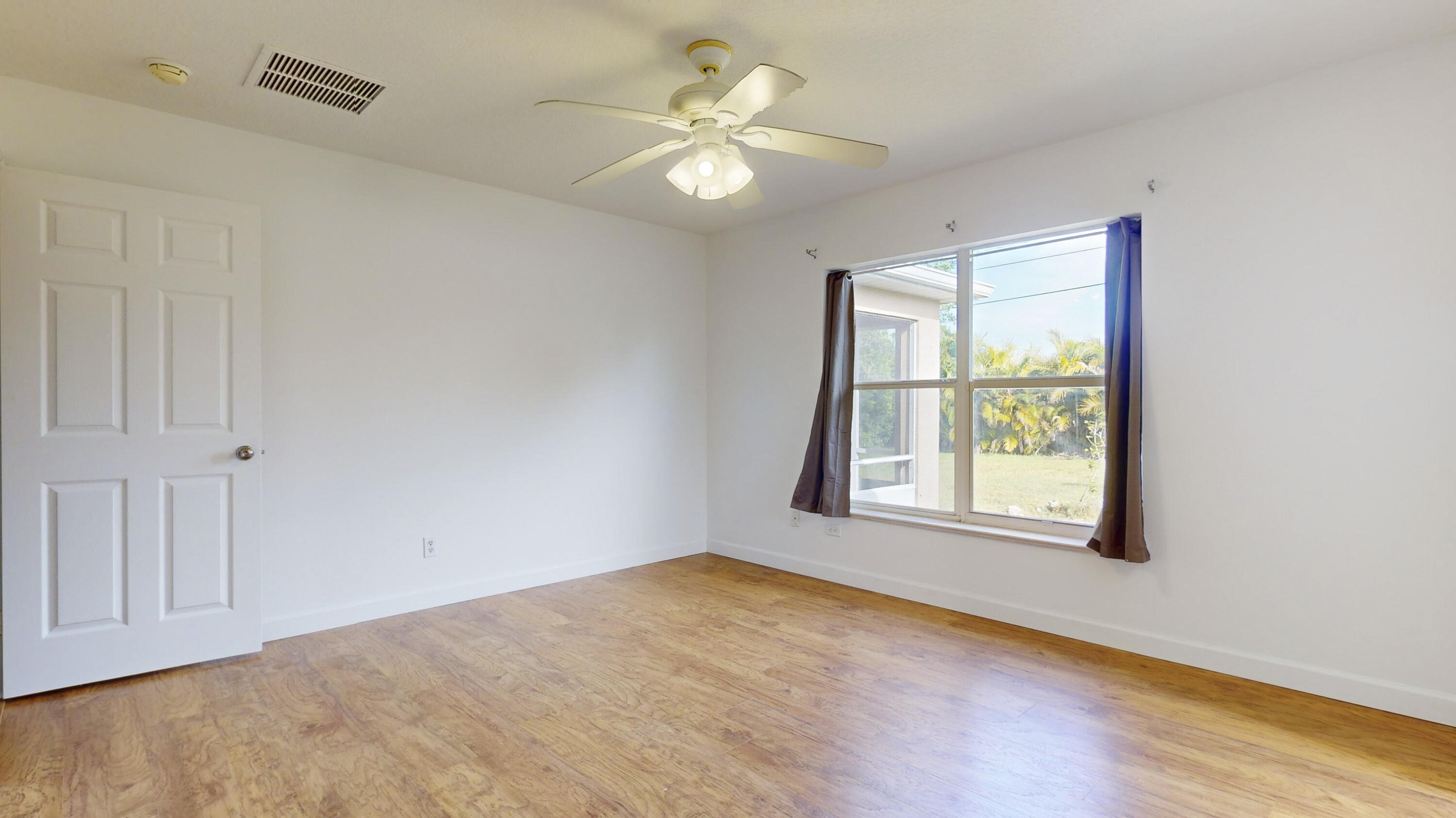 1866 SE Mandrake Circle
