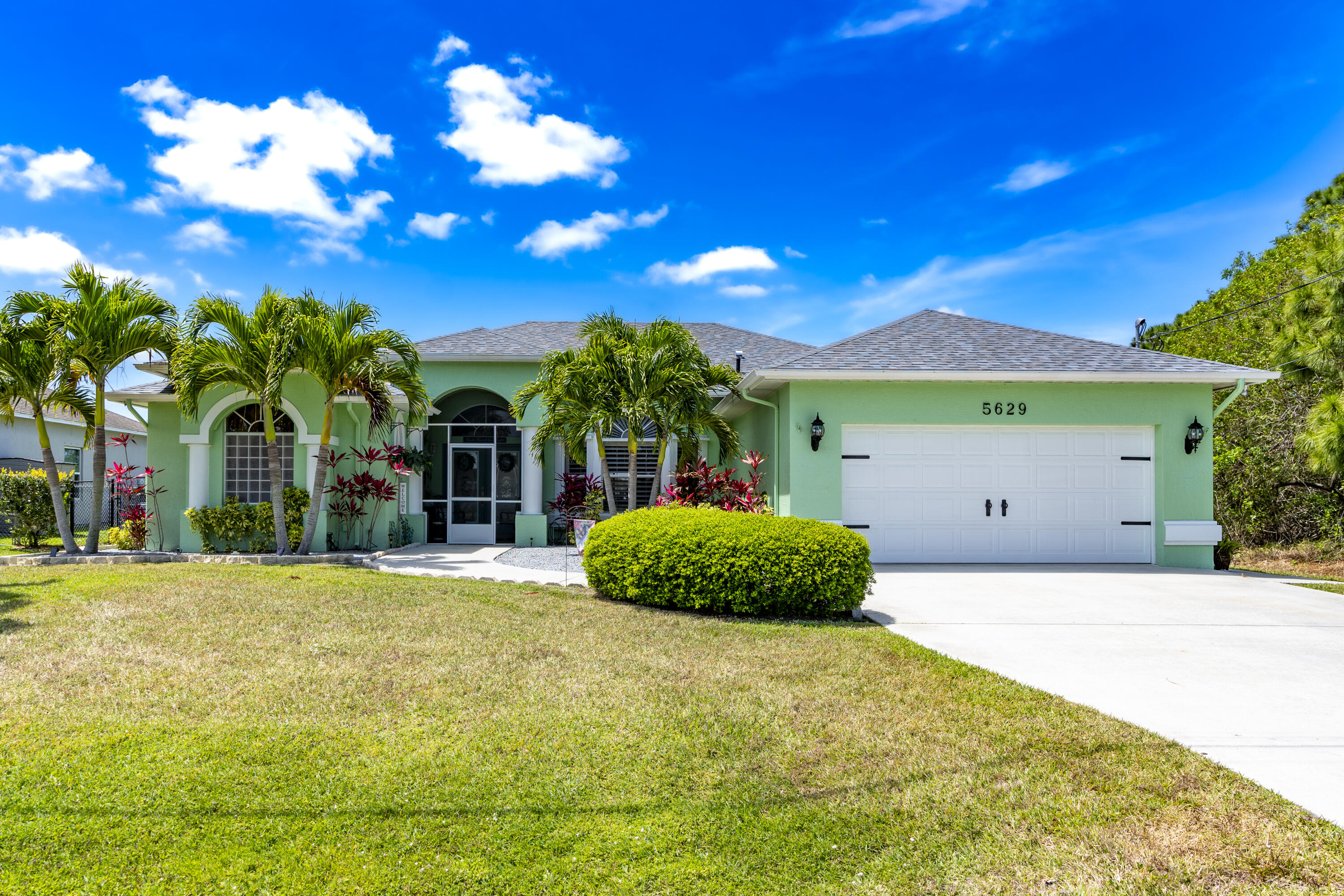 5629 NW North Crisona Circle