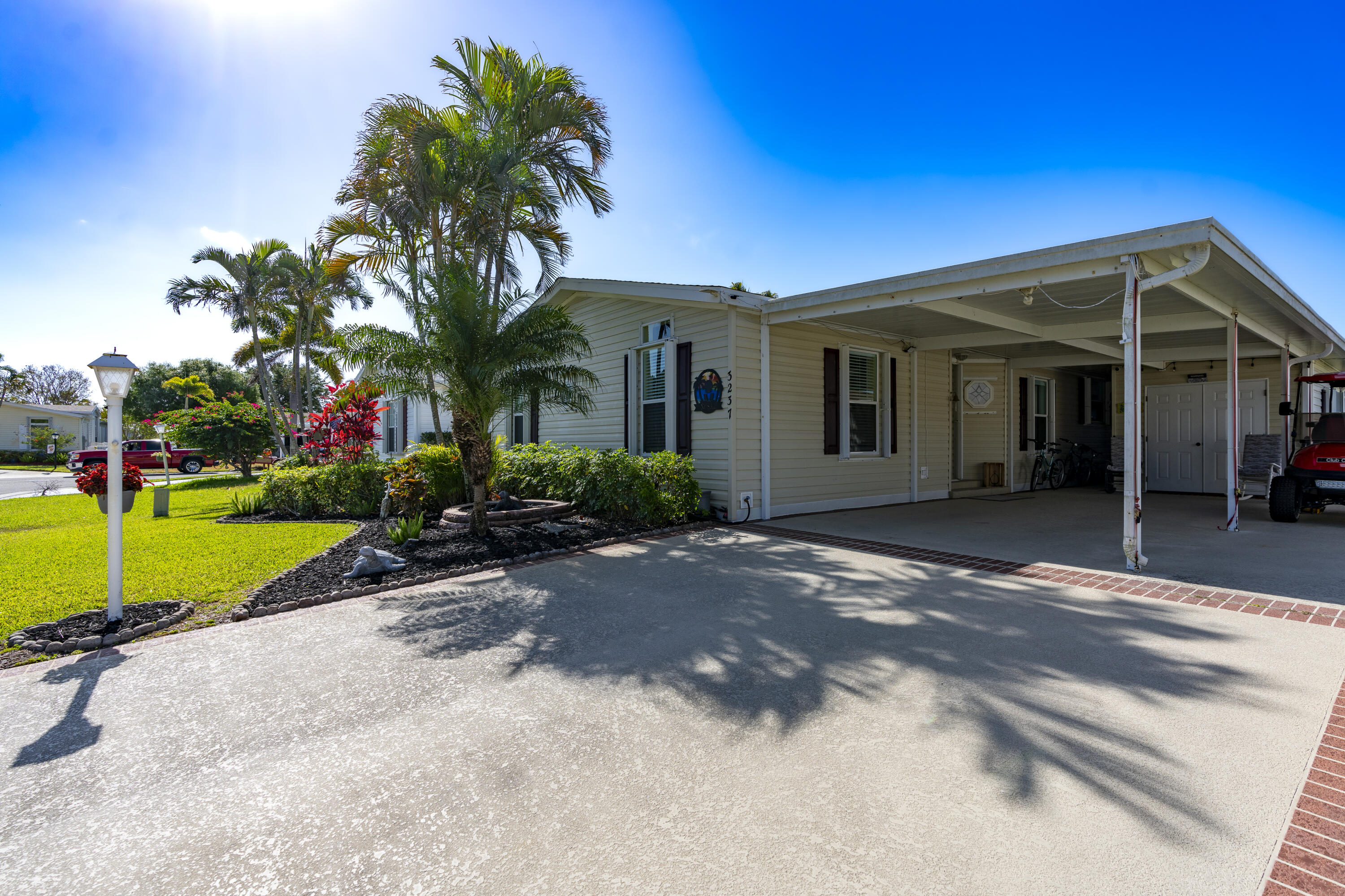 3237 Perigrine Falcon Drive