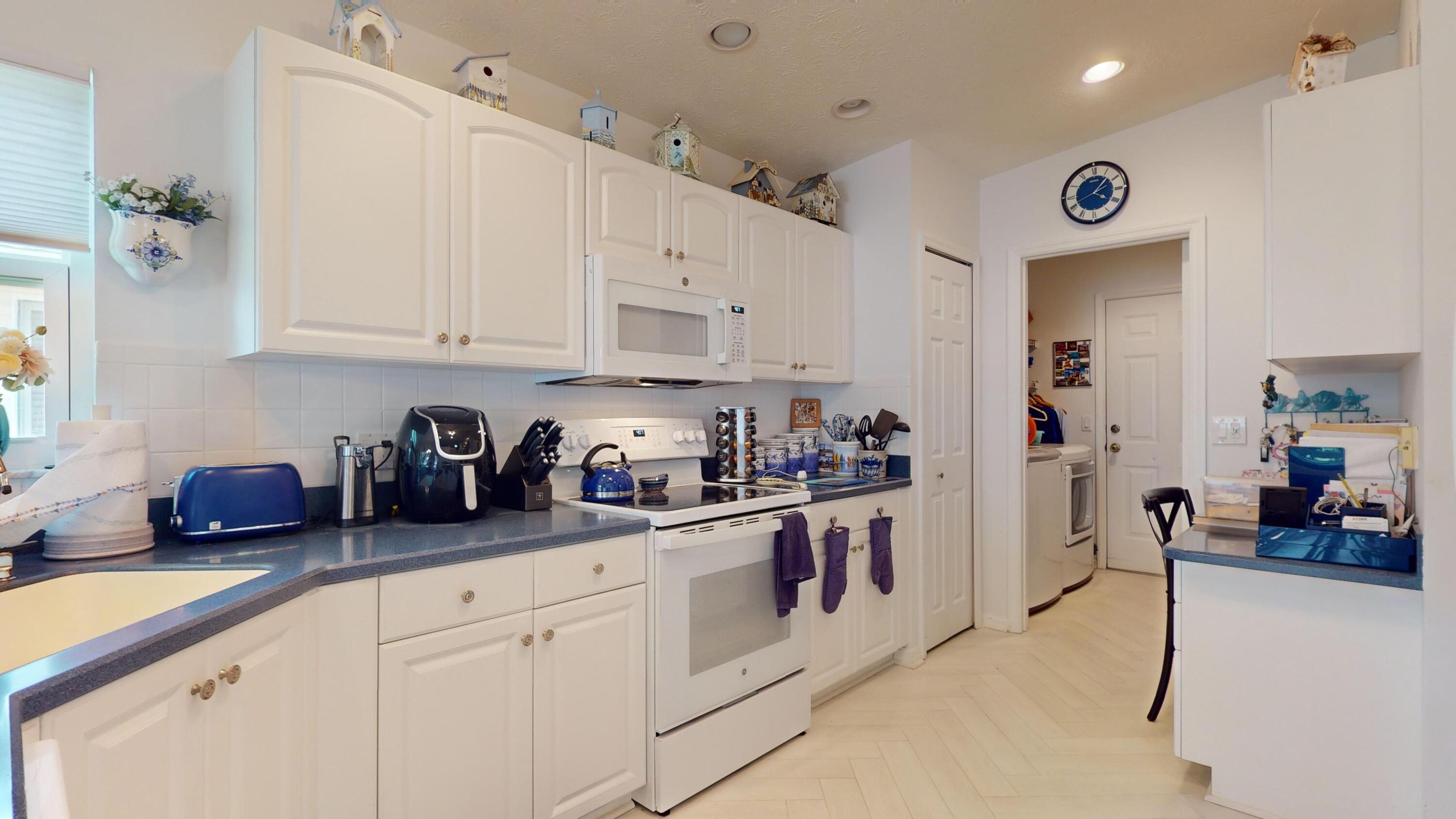 6019 Travelers Way