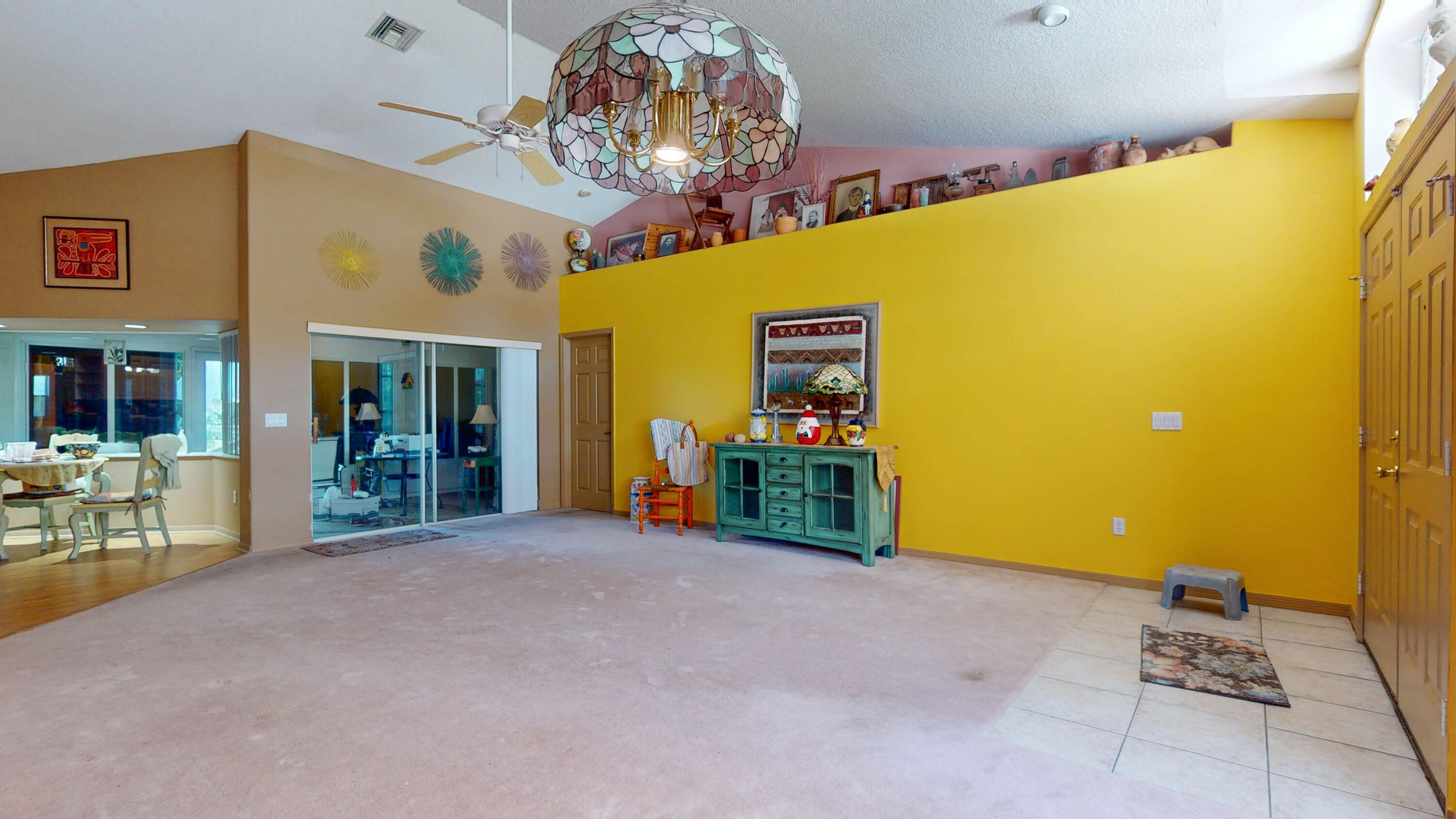 386 Concha Drive