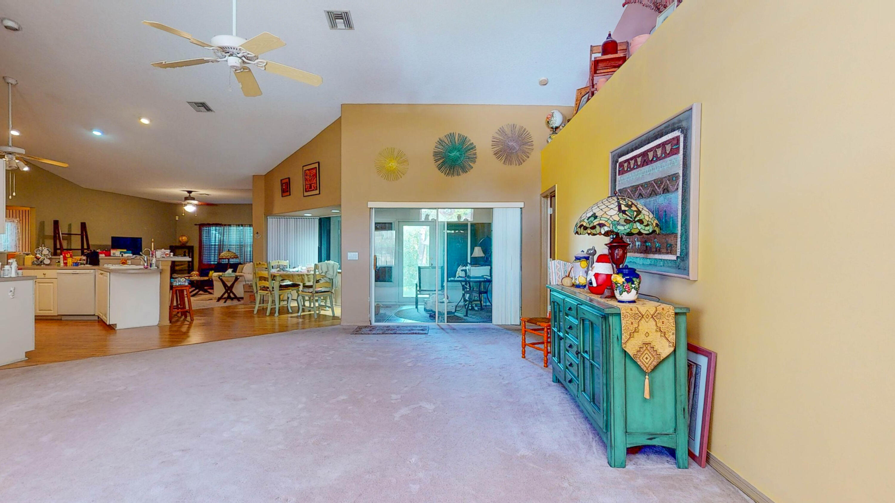 386 Concha Drive