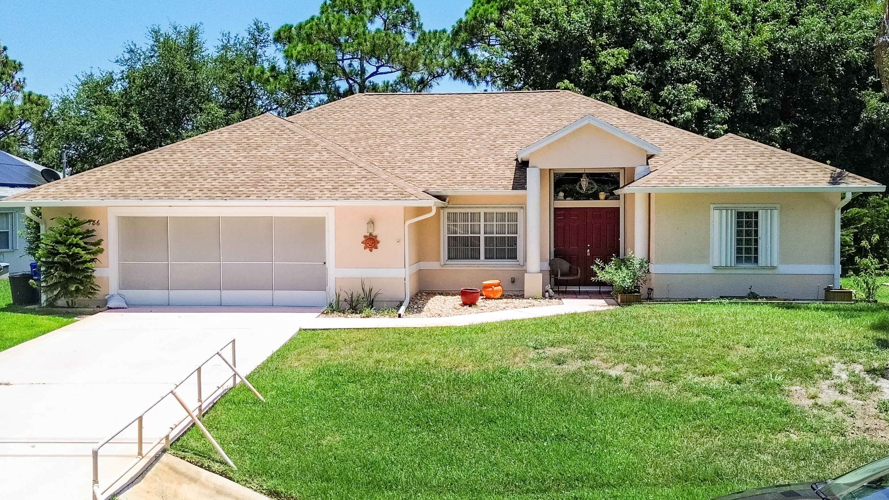 386 Concha Drive