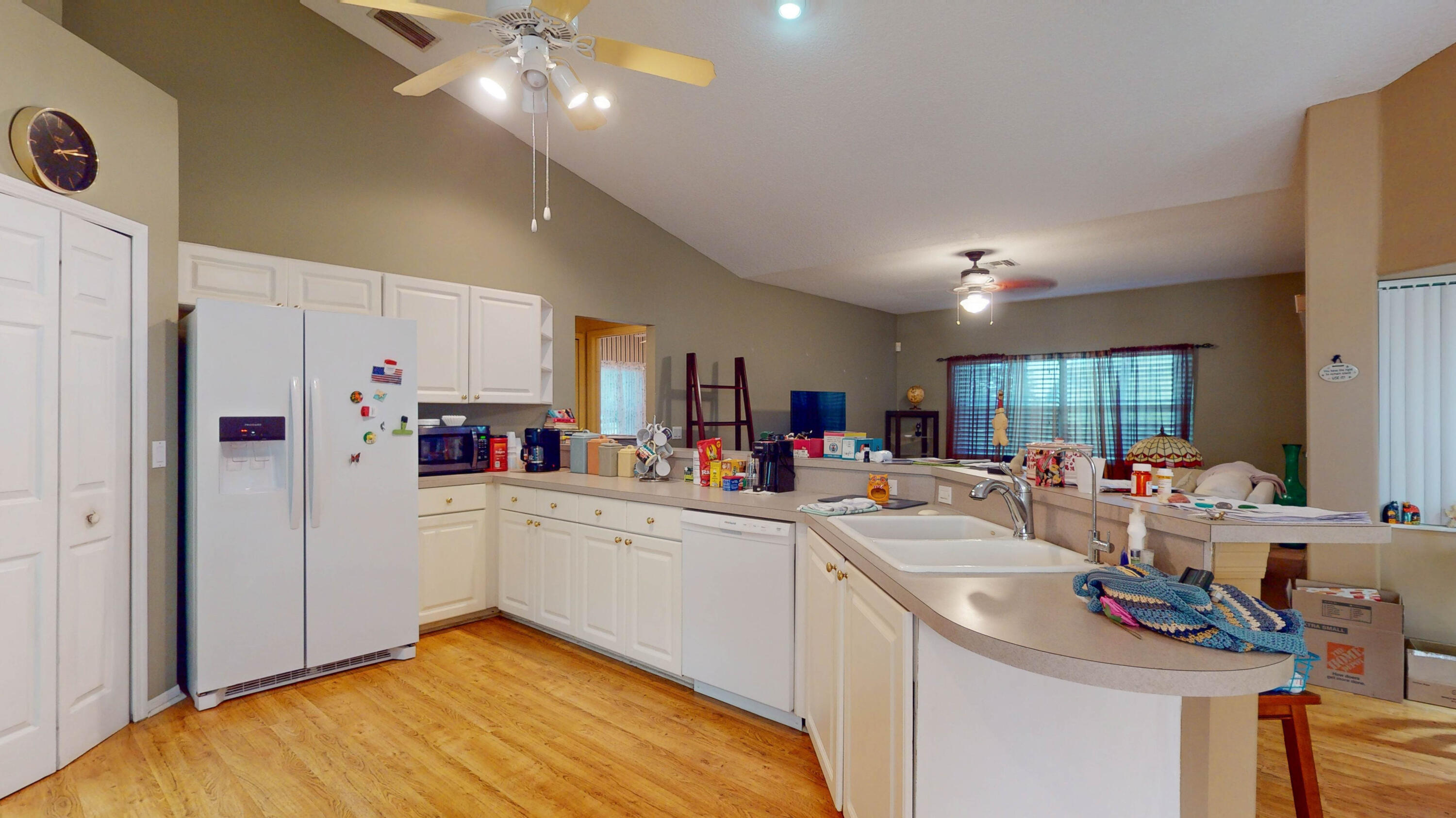 386 Concha Drive