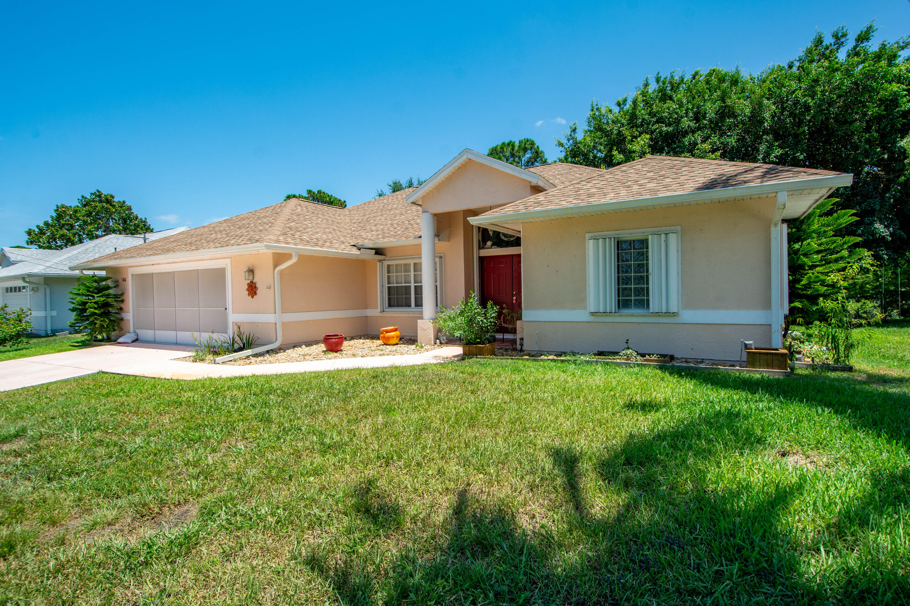 386 Concha Drive