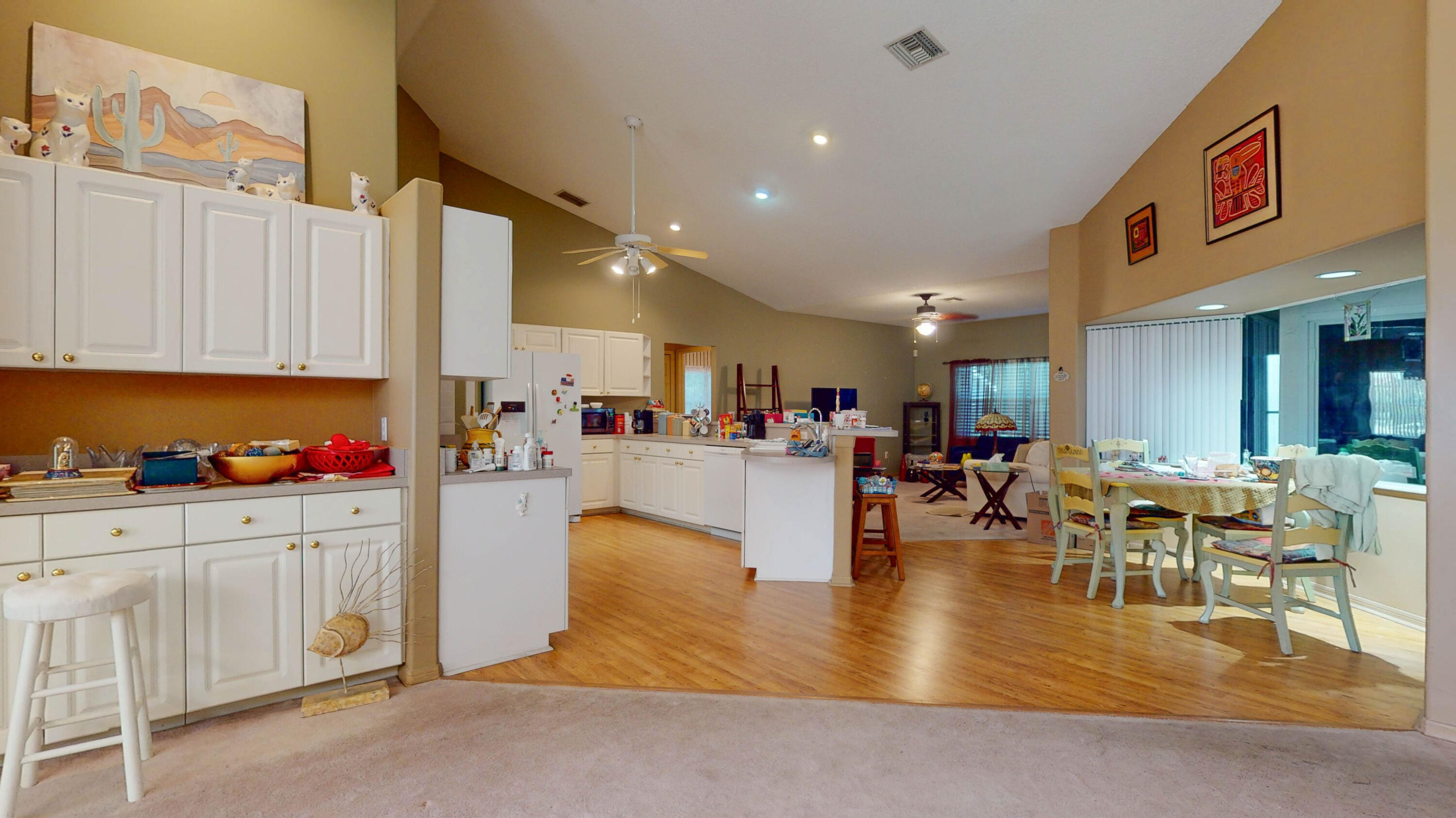 386 Concha Drive