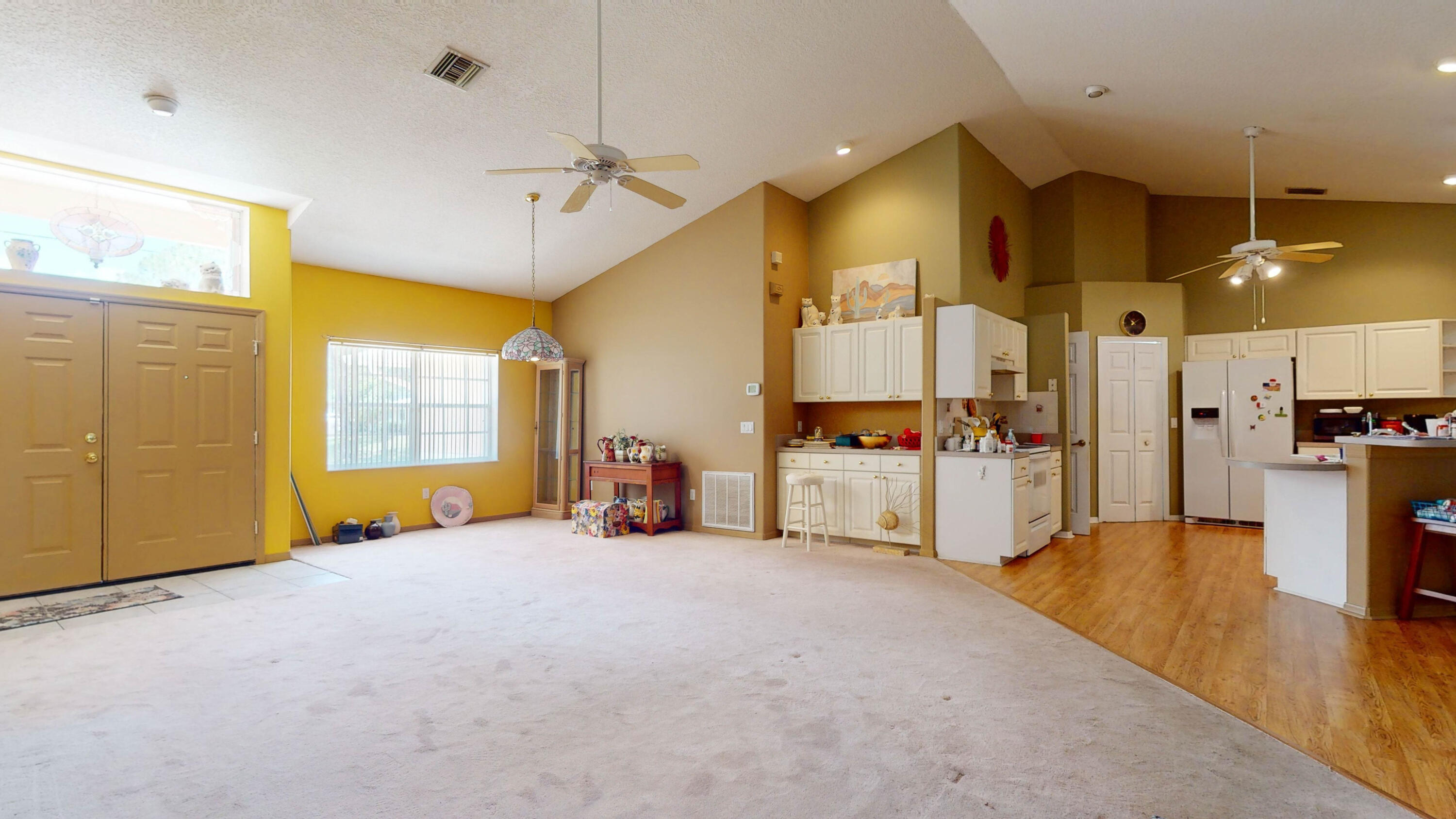 386 Concha Drive