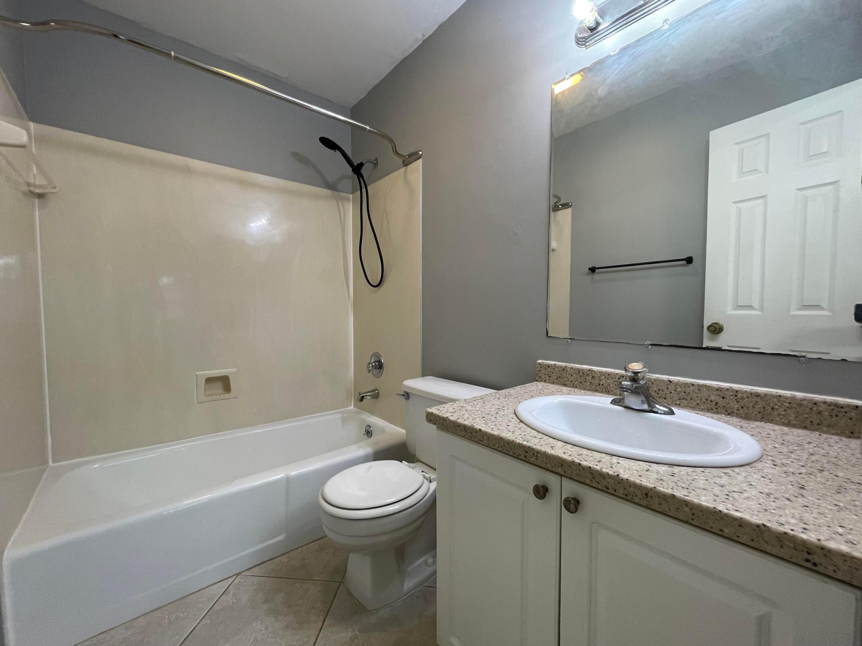 2013 Oleander Boulevard C