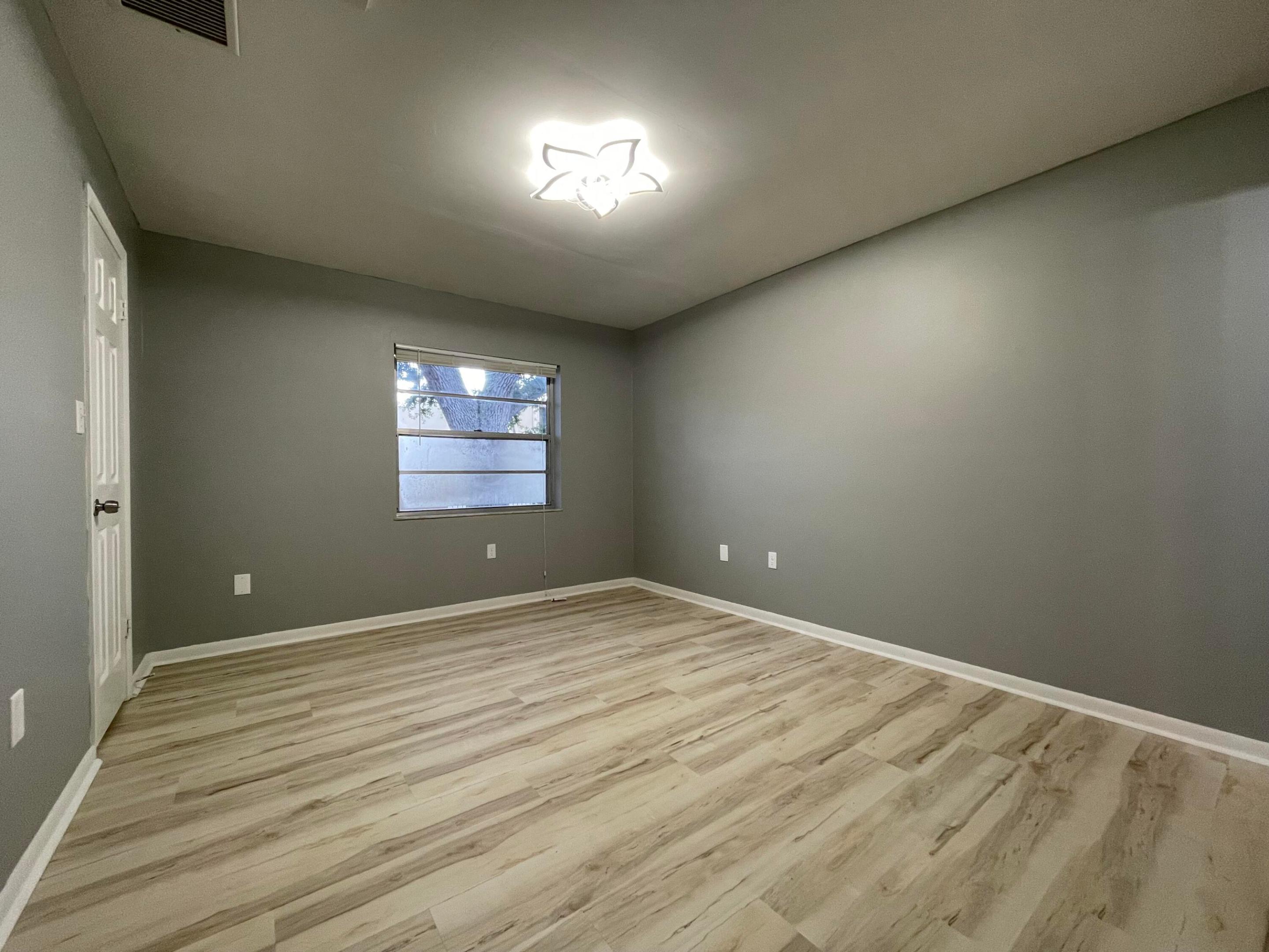 2013 Oleander Boulevard C