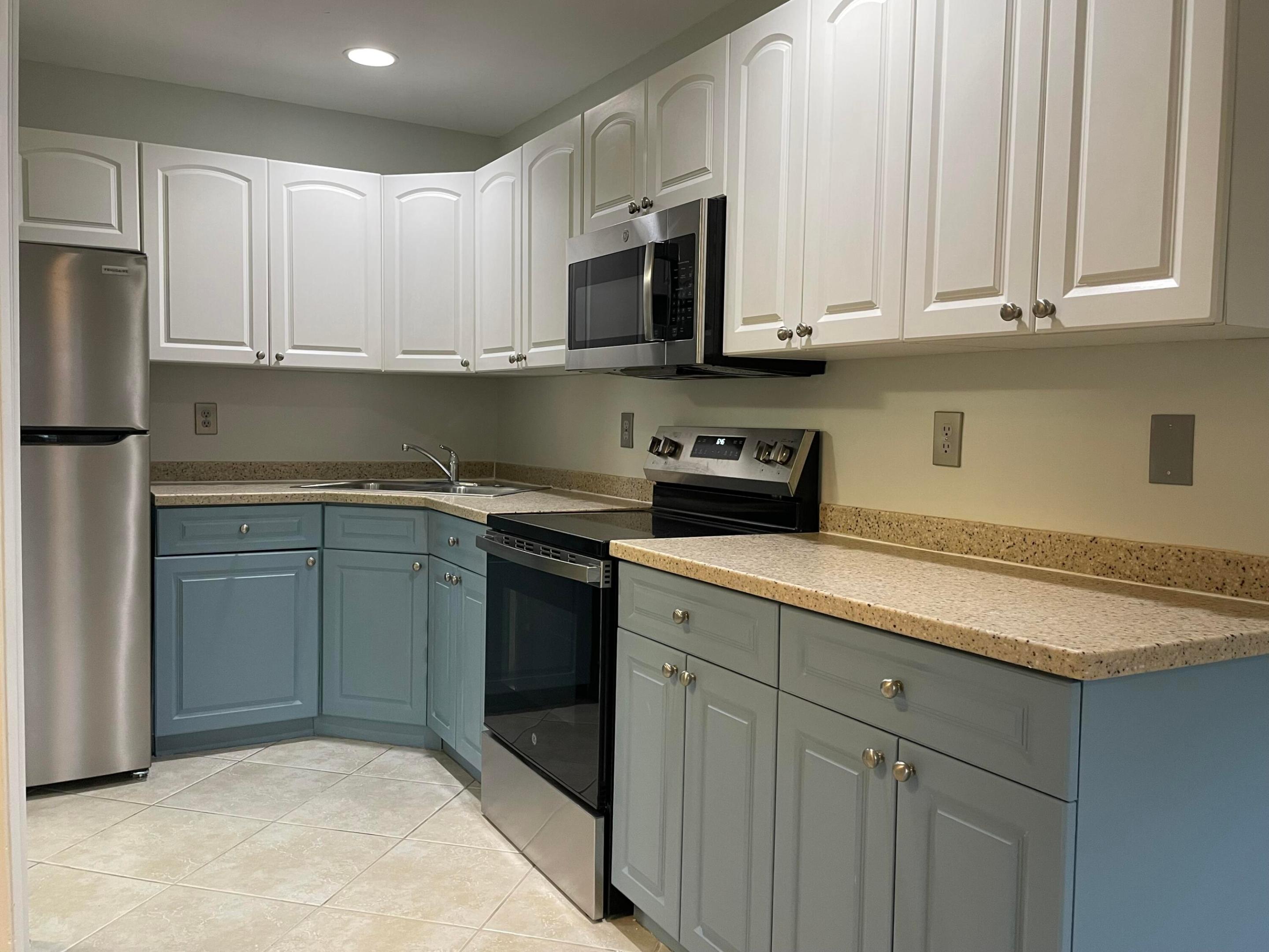 2013 Oleander Boulevard C