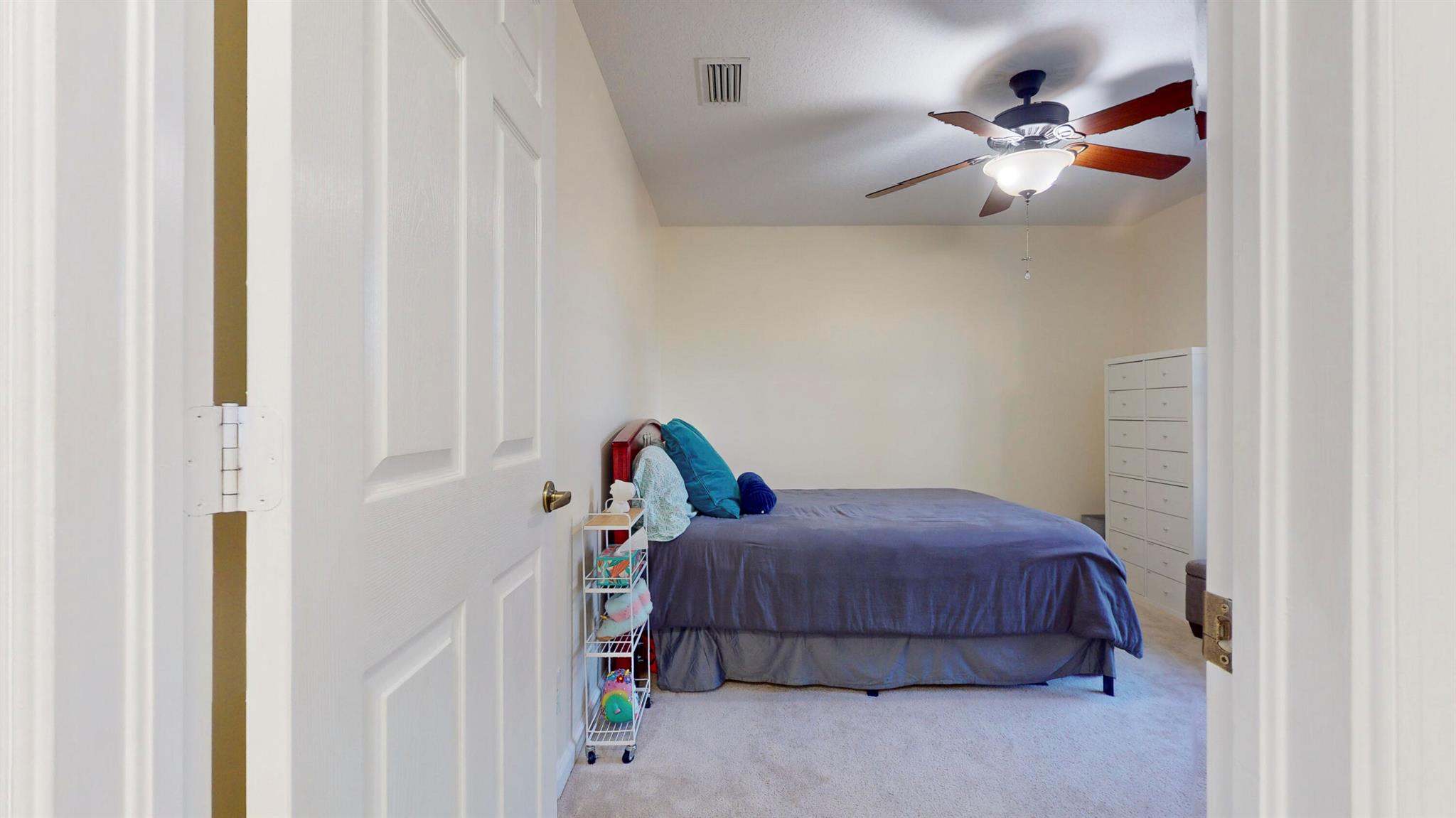 425 SW Dahled Avenue