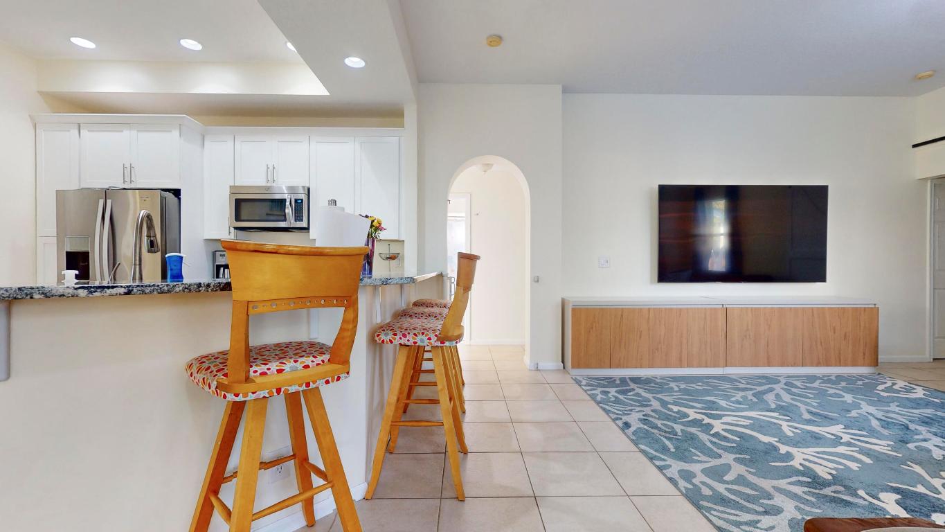 425 SW Dahled Avenue