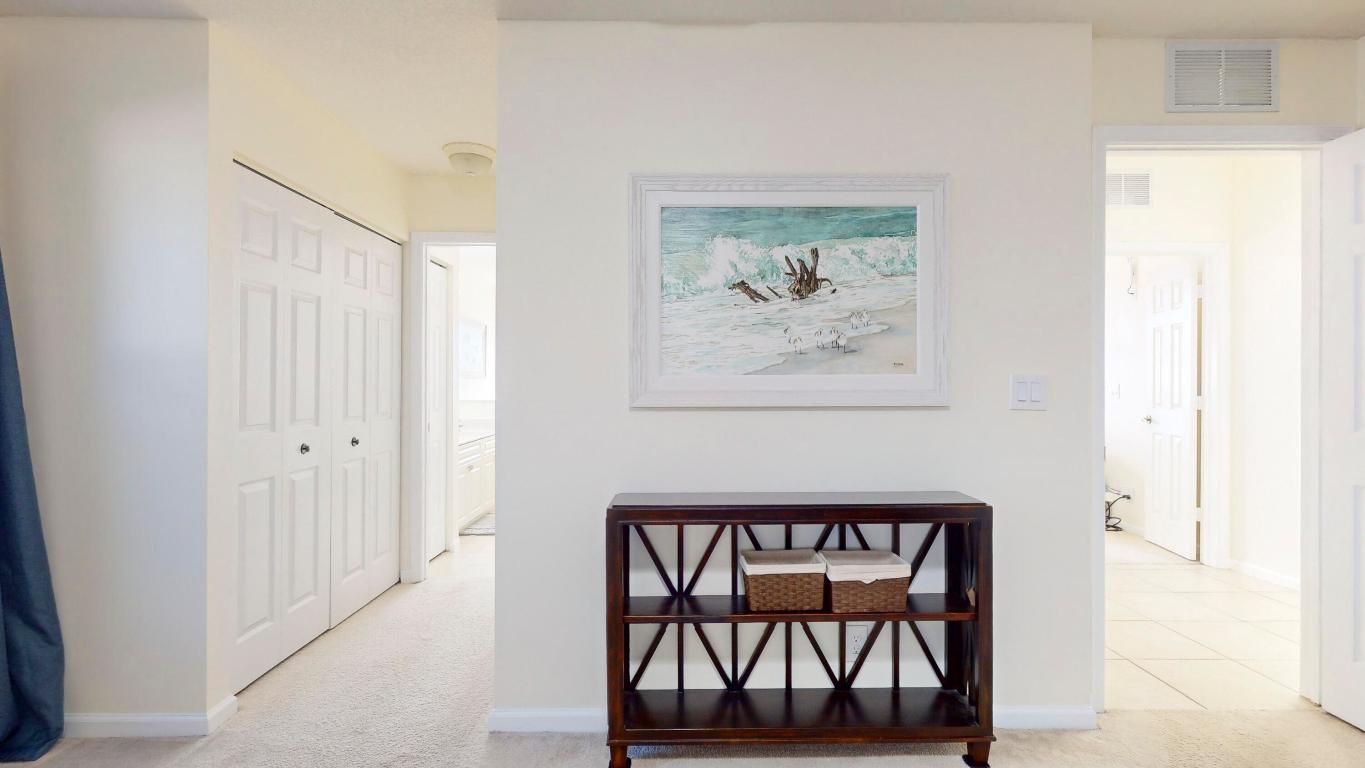 425 SW Dahled Avenue