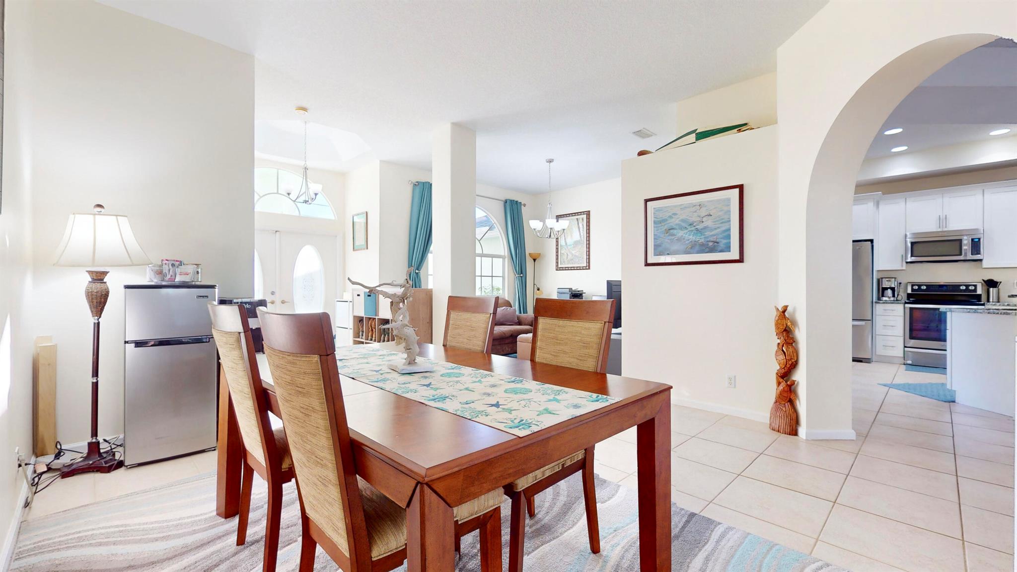 425 SW Dahled Avenue