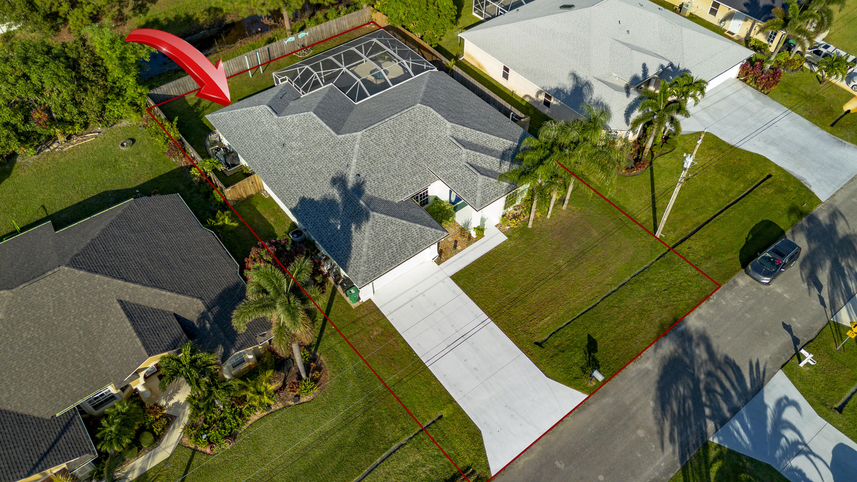 425 SW Dahled Avenue