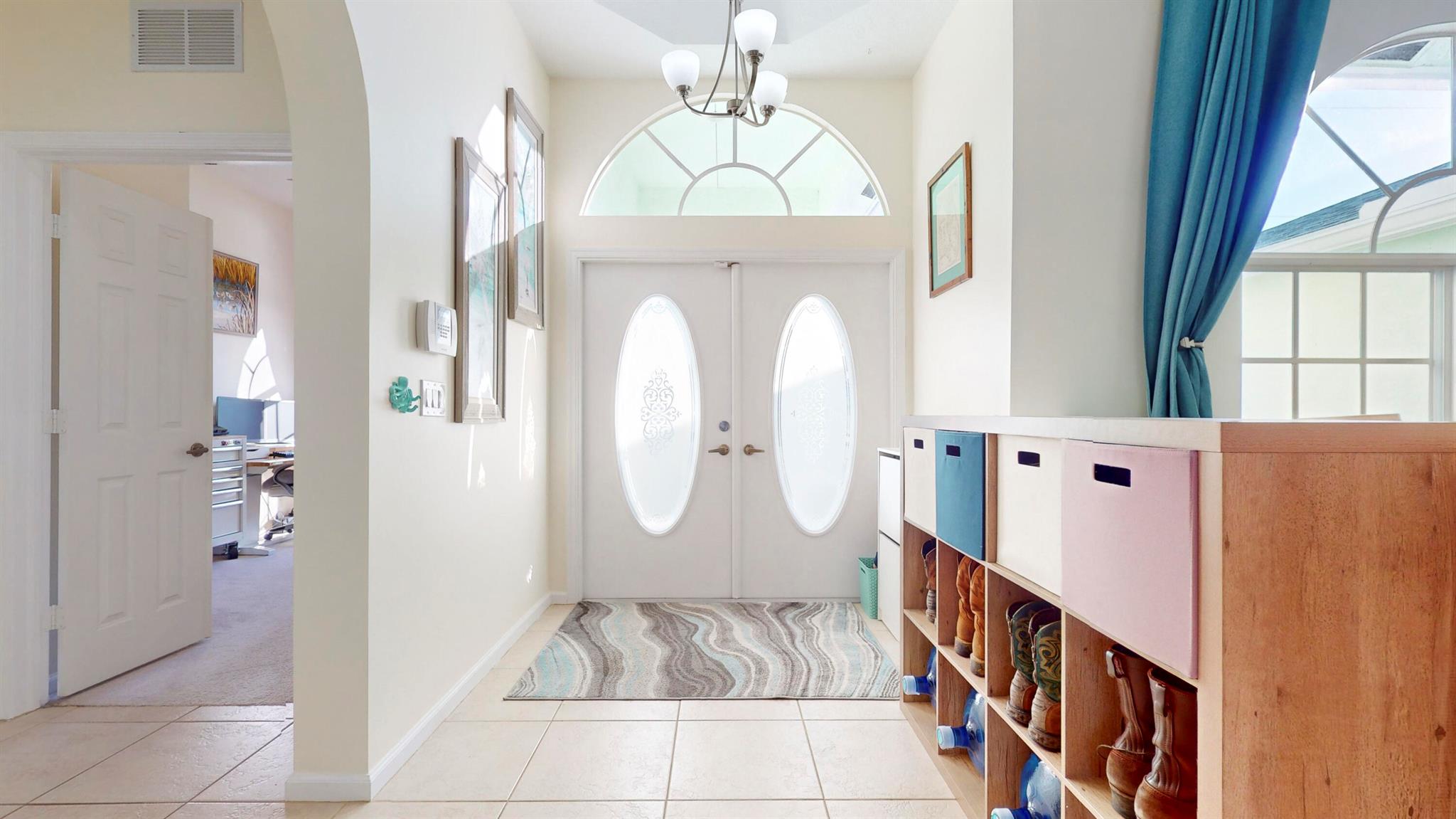 425 SW Dahled Avenue