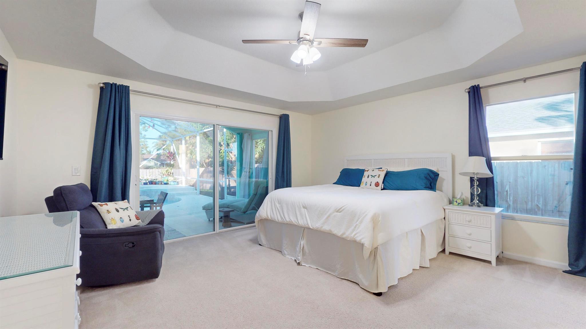 425 SW Dahled Avenue