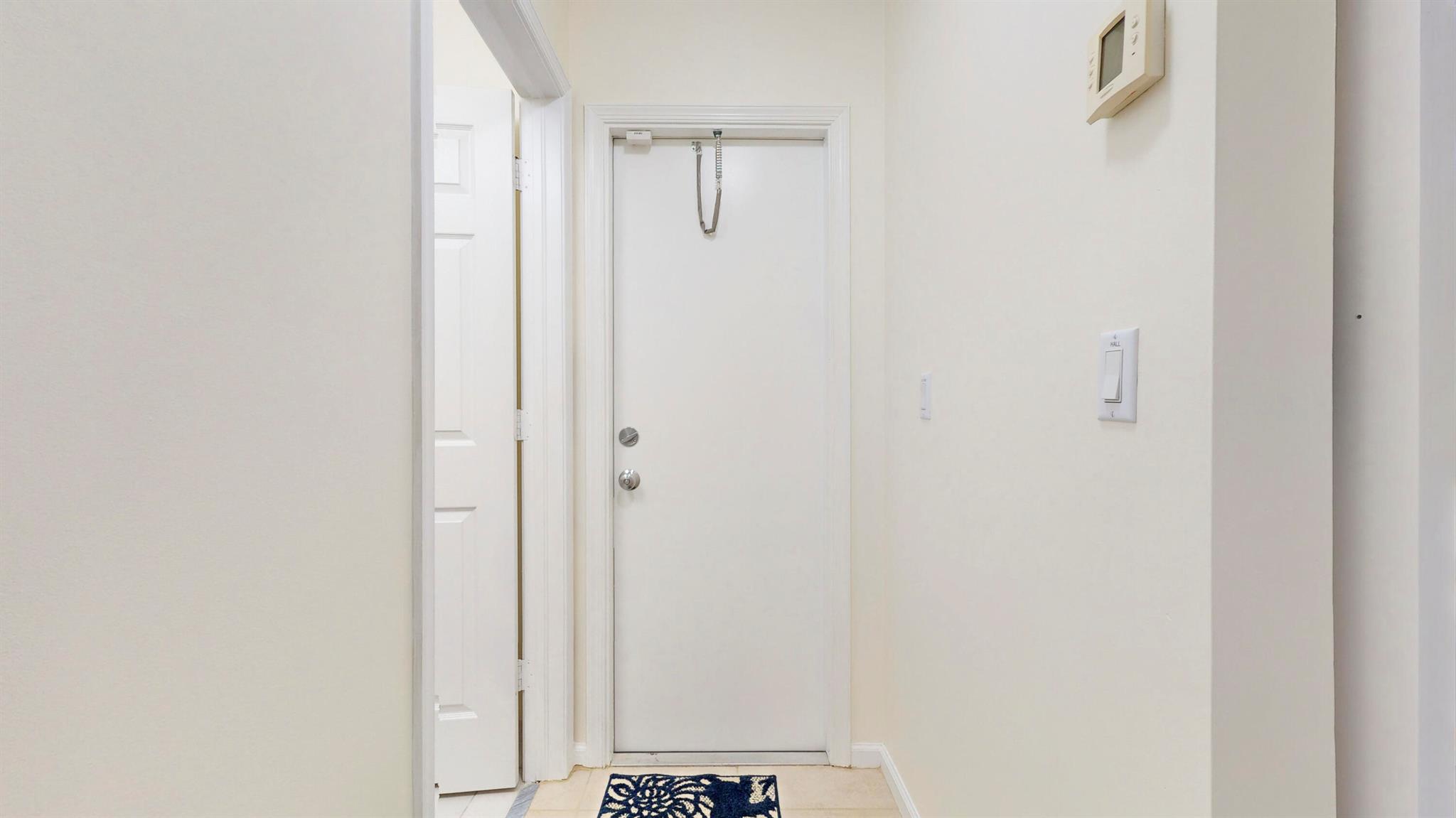 425 SW Dahled Avenue