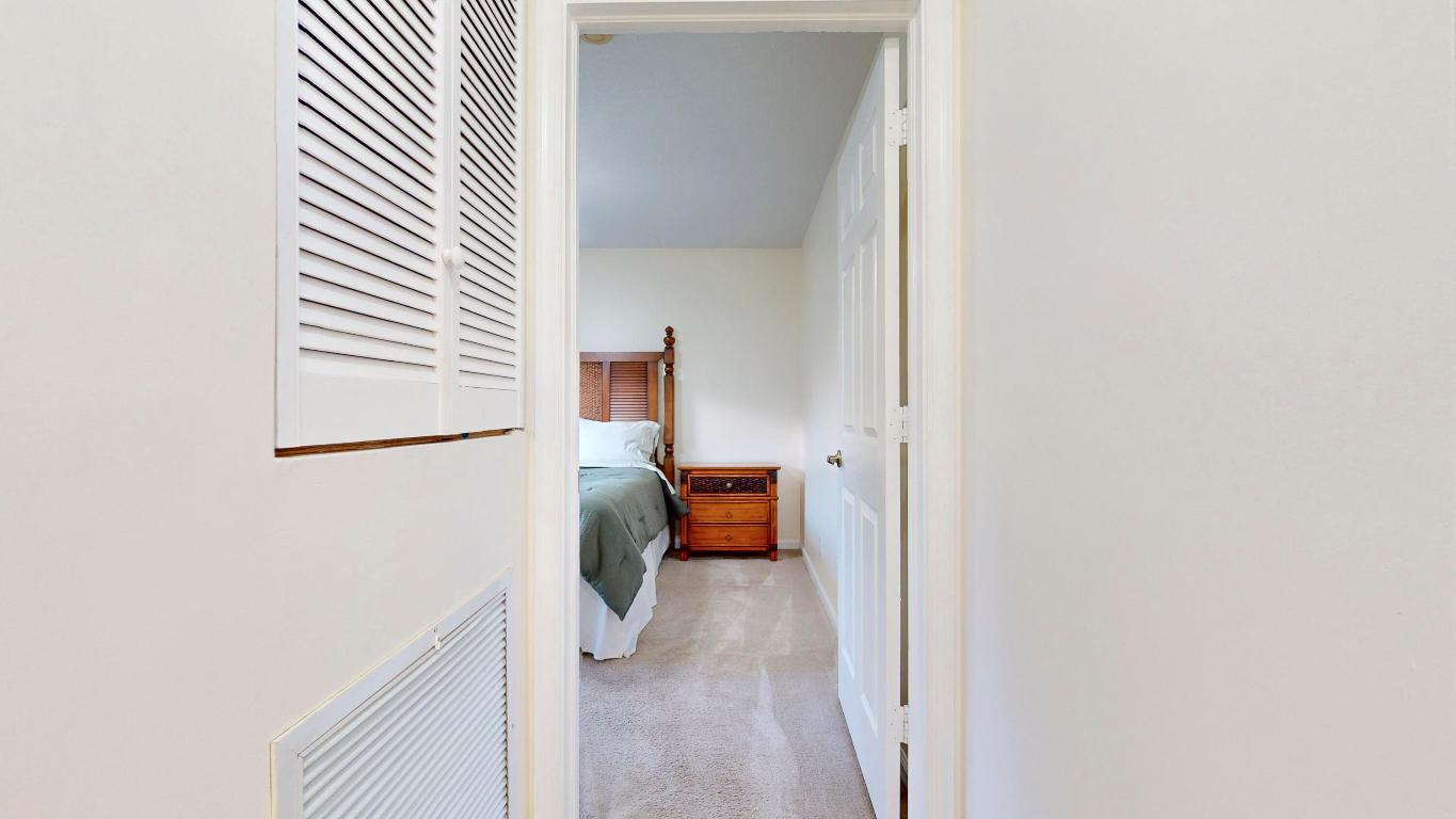 425 SW Dahled Avenue