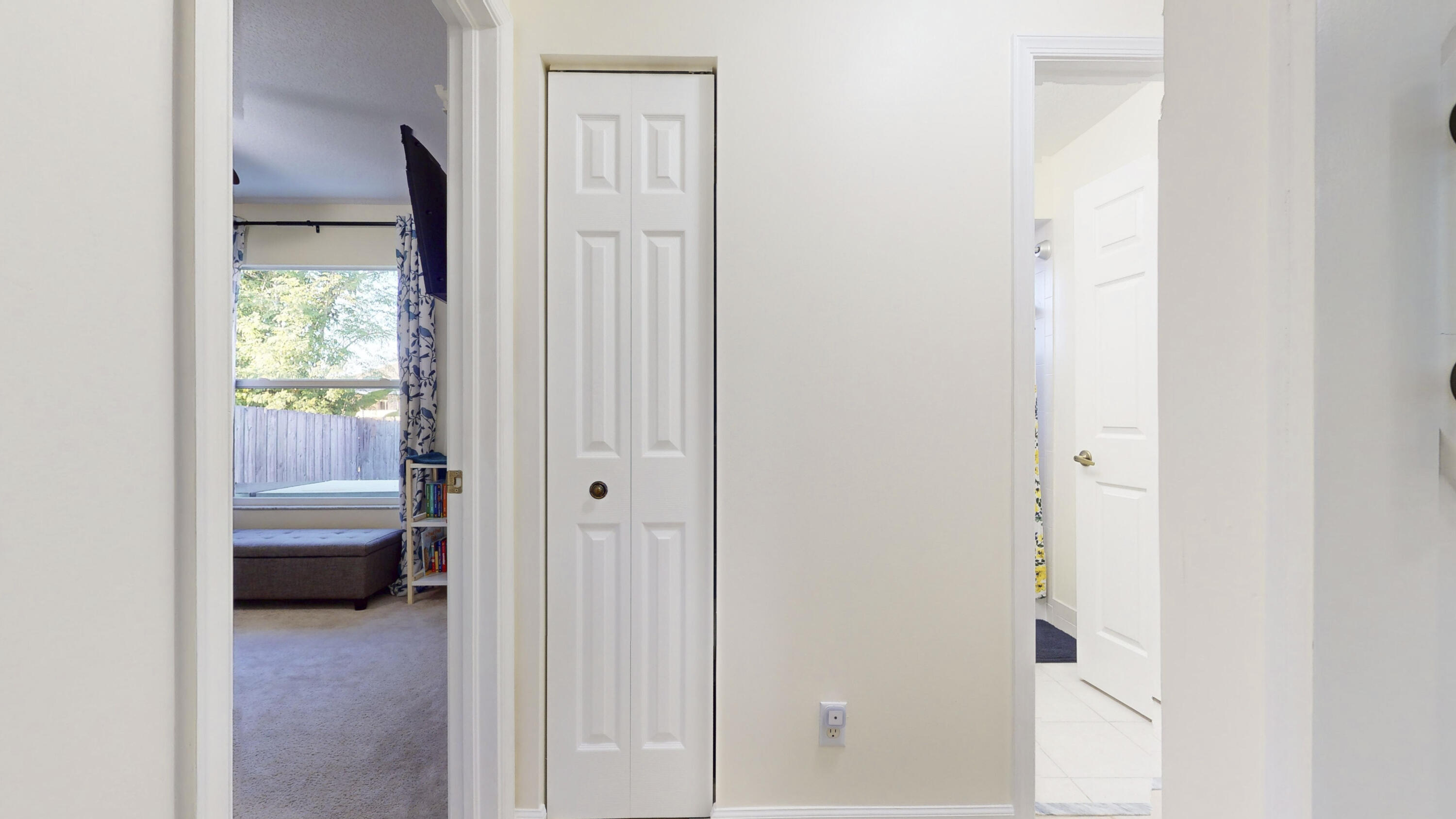 425 SW Dahled Avenue