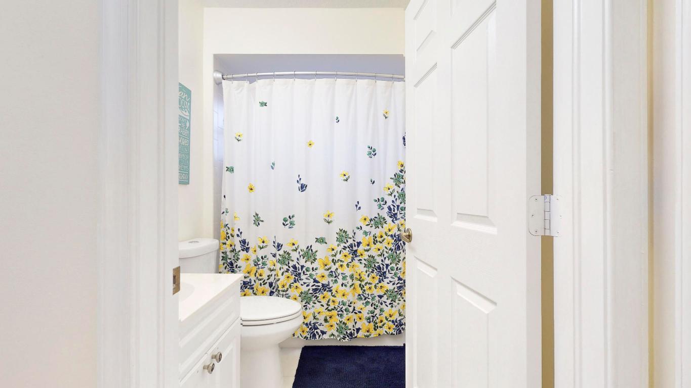 425 SW Dahled Avenue