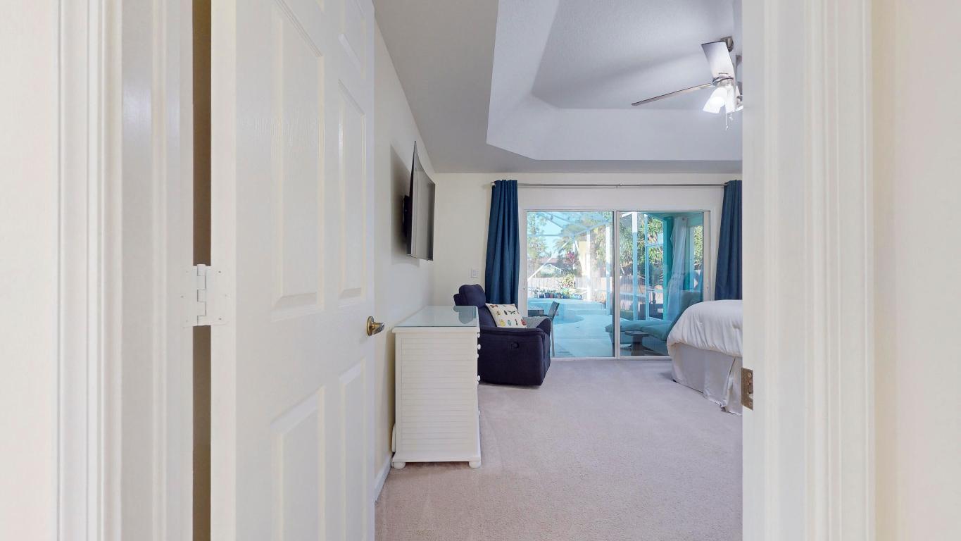 425 SW Dahled Avenue