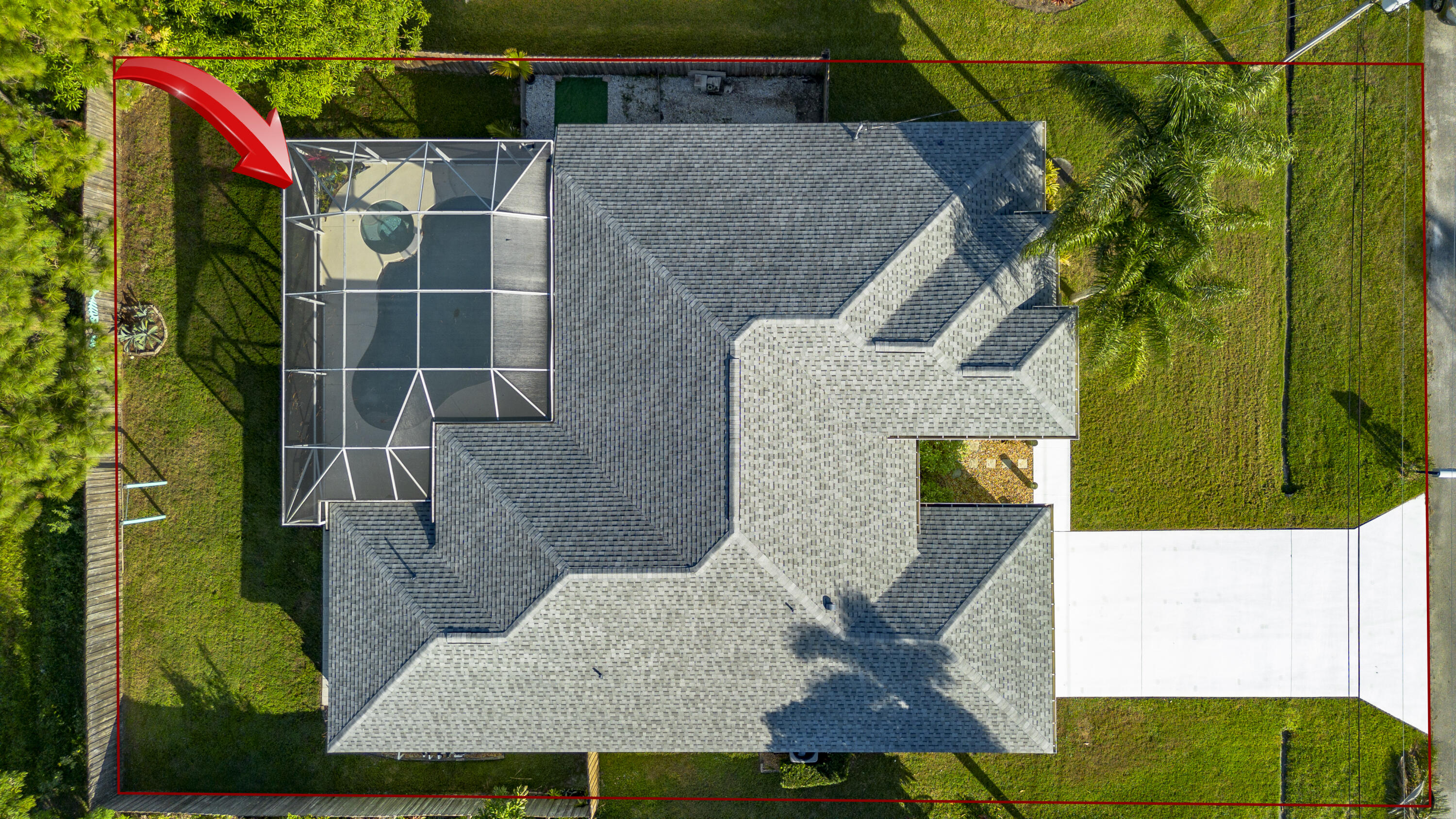 425 SW Dahled Avenue