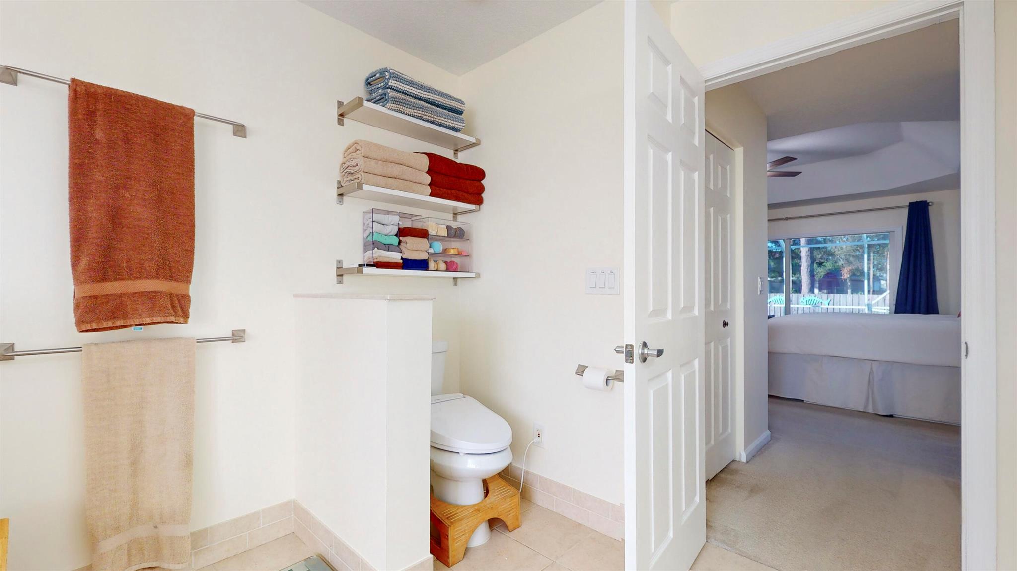 425 SW Dahled Avenue