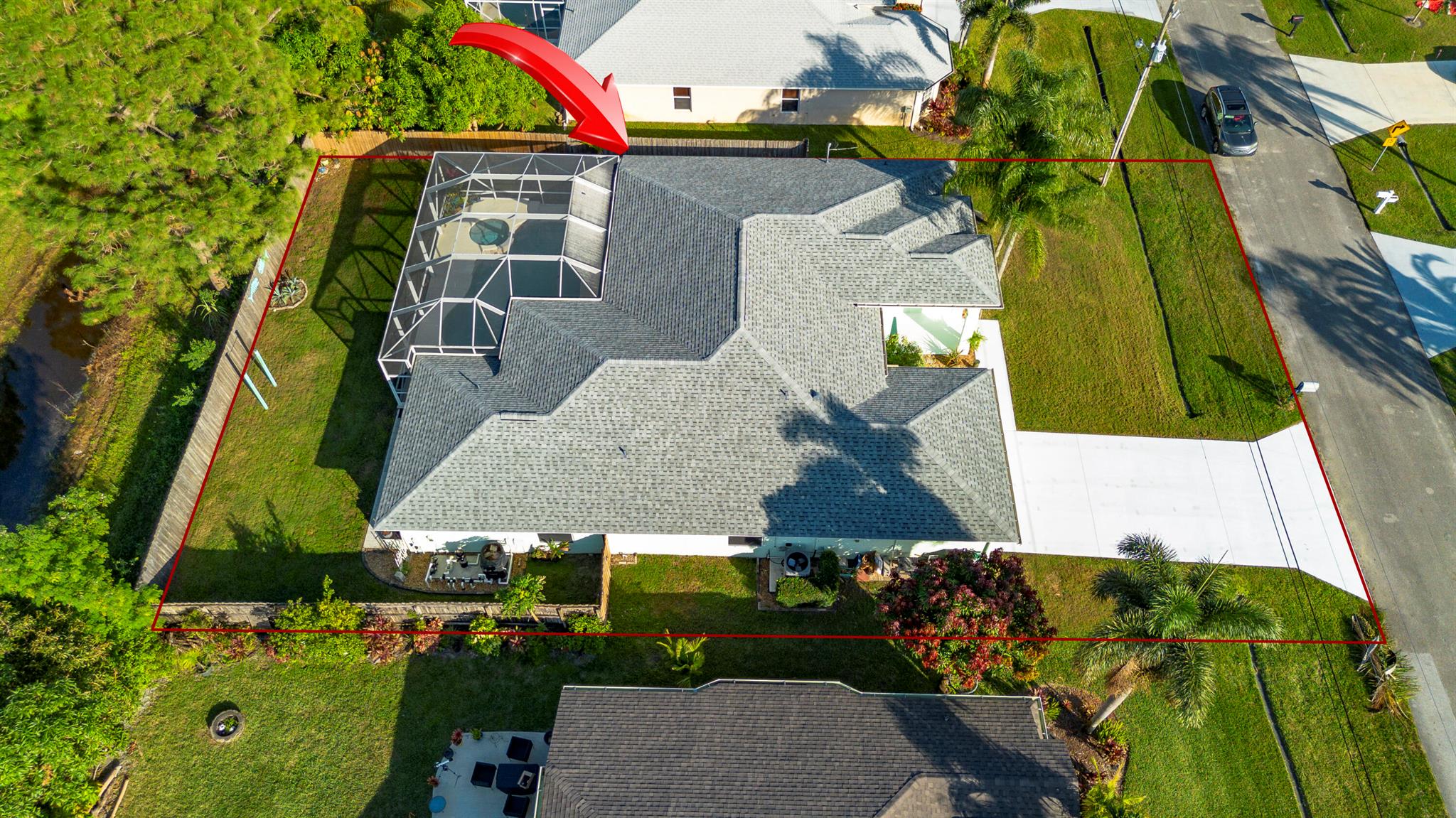 425 SW Dahled Avenue